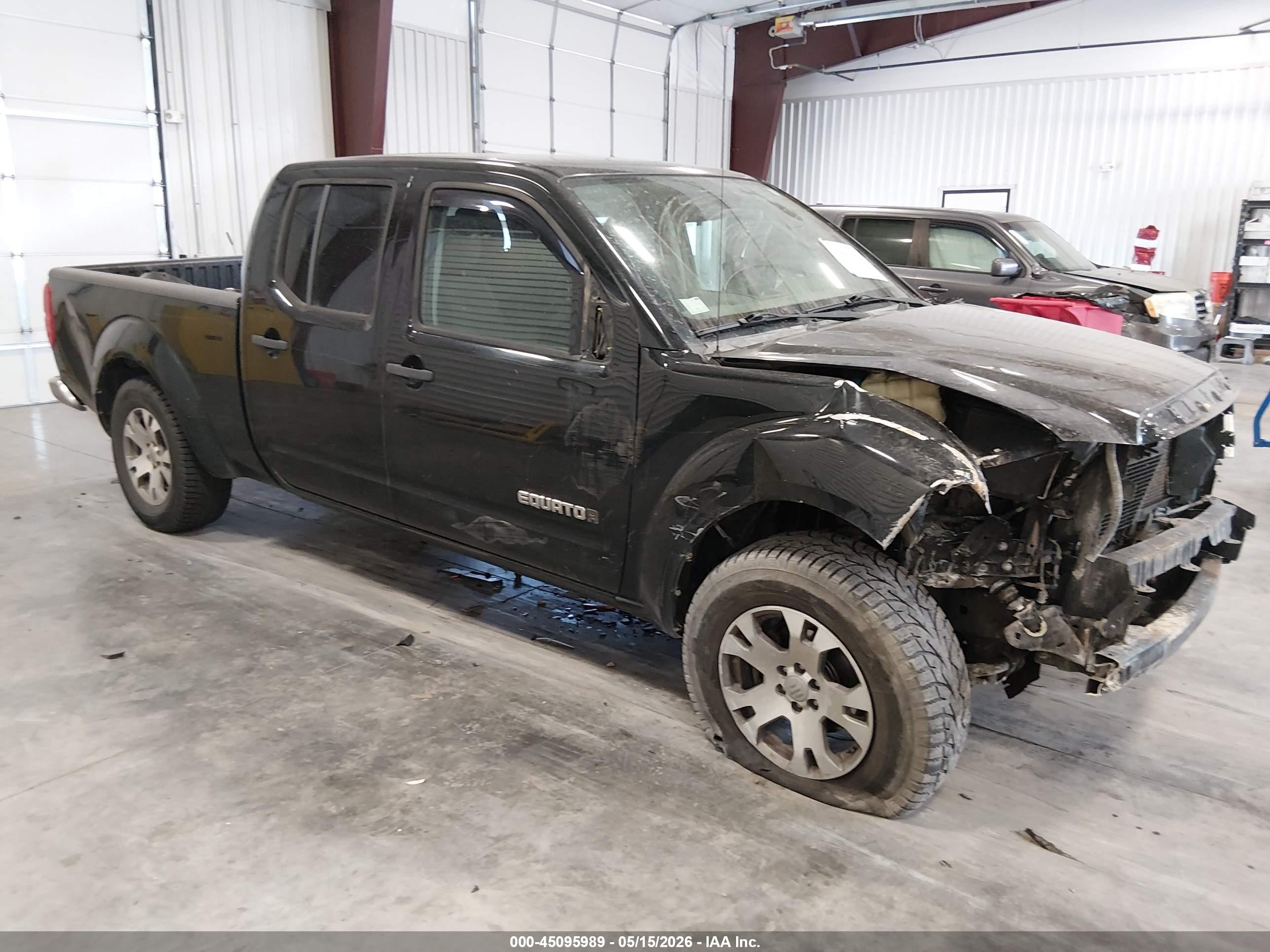 2010 Suzuki Equator, VIN 5Z61D0FV3AC414743 — Front end