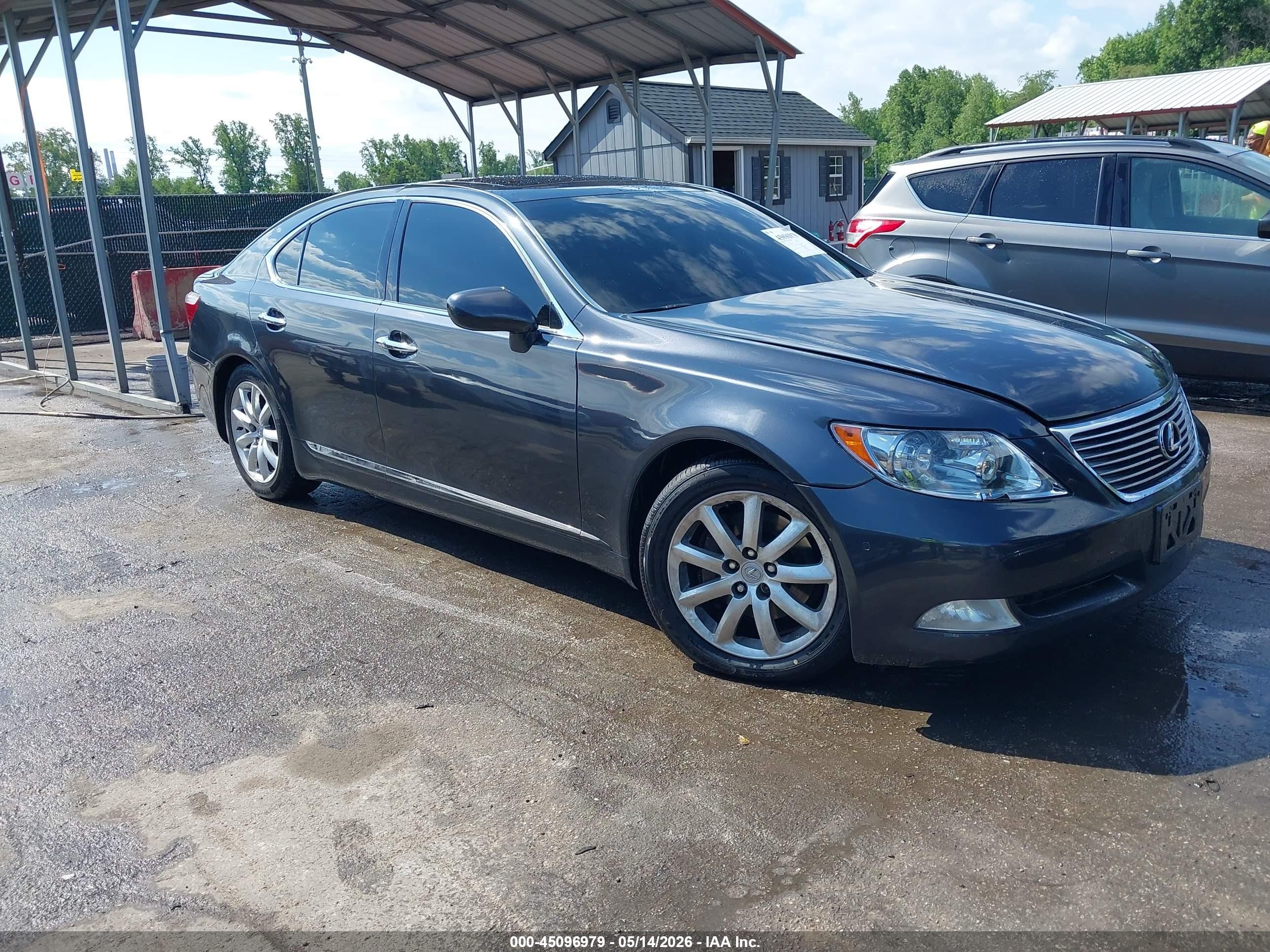 2007 Lexus LS 460, VIN JTHBL46F875049316 — Фото с аукциона