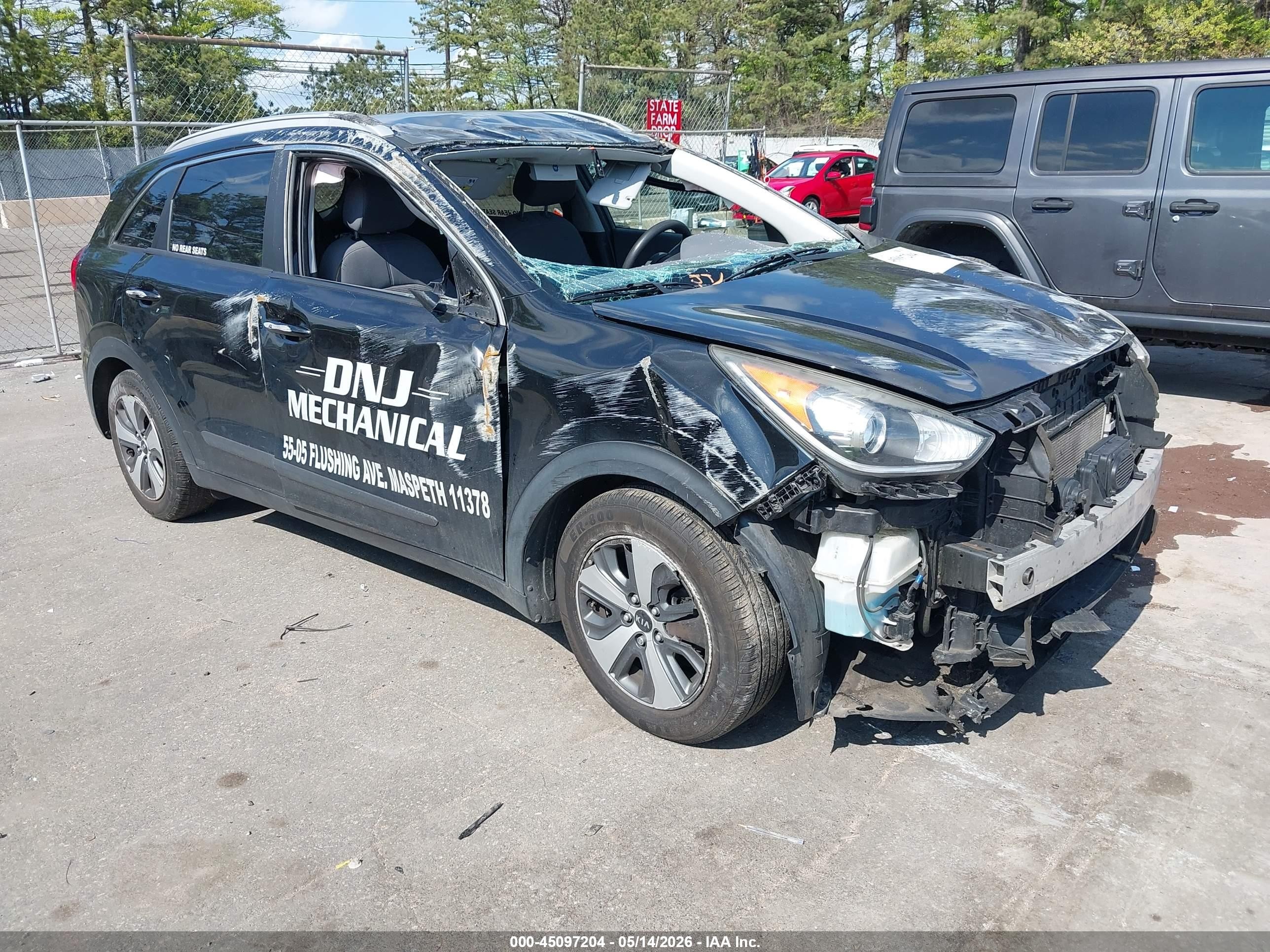 2018 Kia Niro LX, VIN KNDCB3LC8J5211577 — Опрокидывание