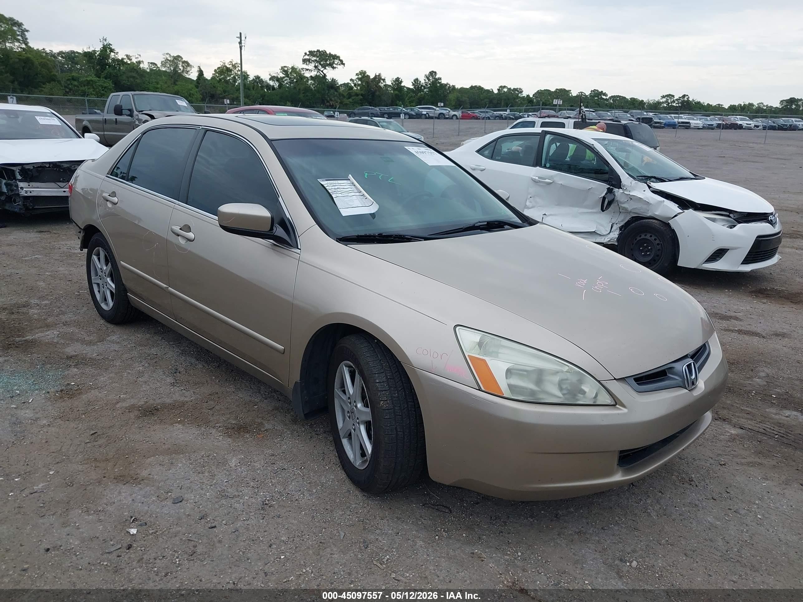 2004 Honda Accord EX, VIN 1HGCM66534A097946 — Auction photo