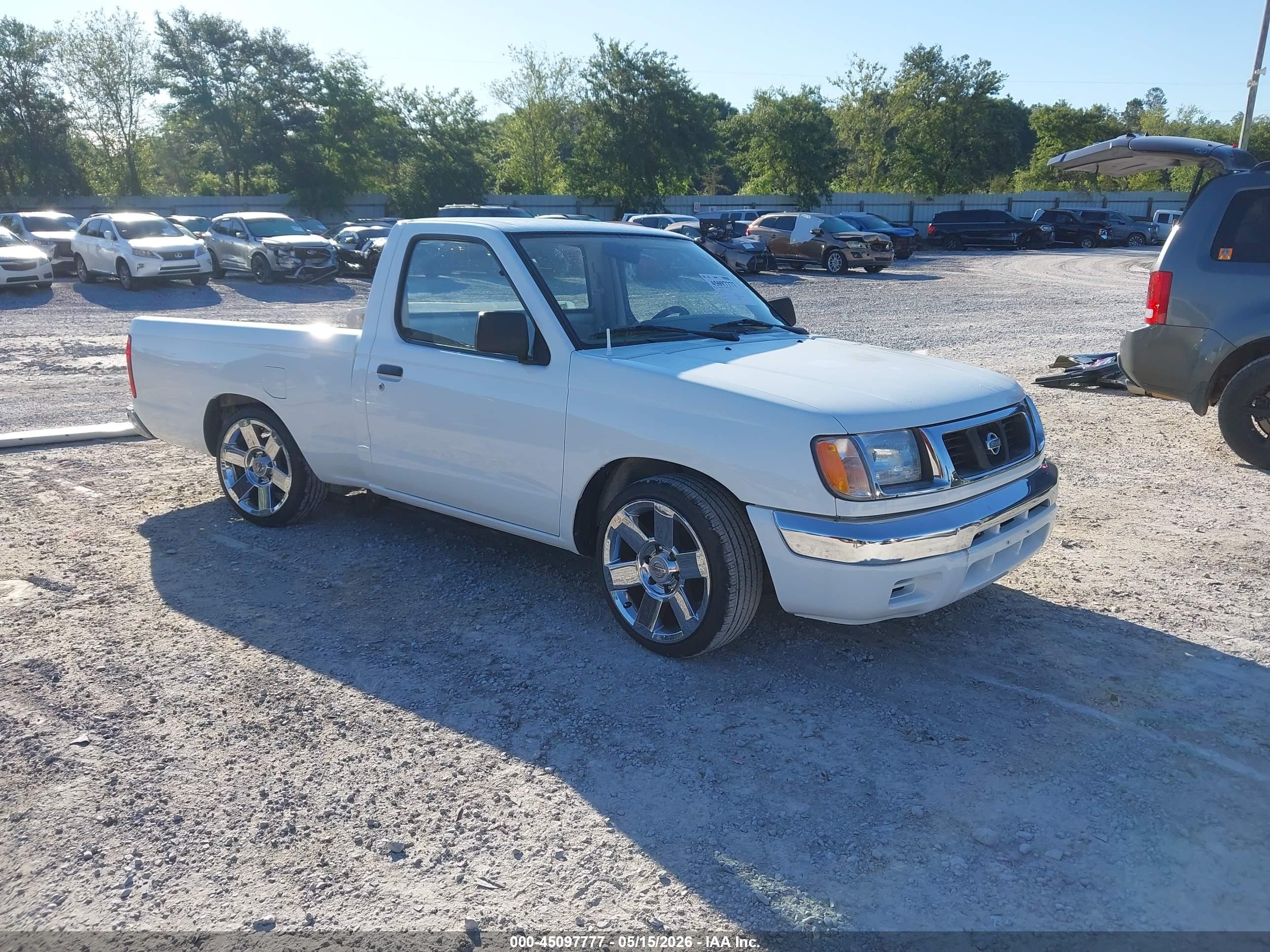 1999 Nissan Frontier XE, VIN 1N6DD21S9XC330792 — Rear end