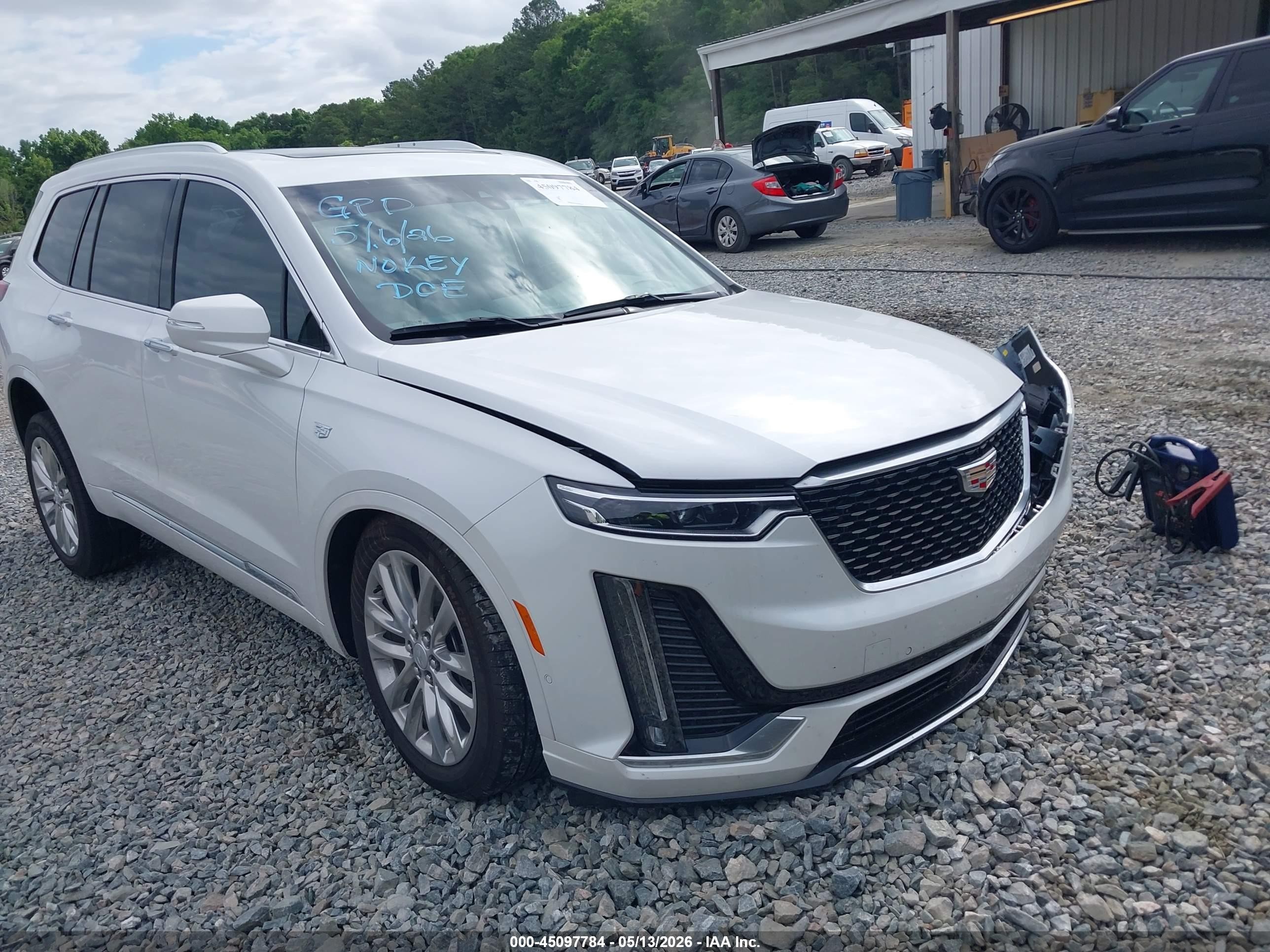 2025 Cadillac XT6 AWD Premium Luxury, VIN 1GYKPDRS4SZ112616 — Side