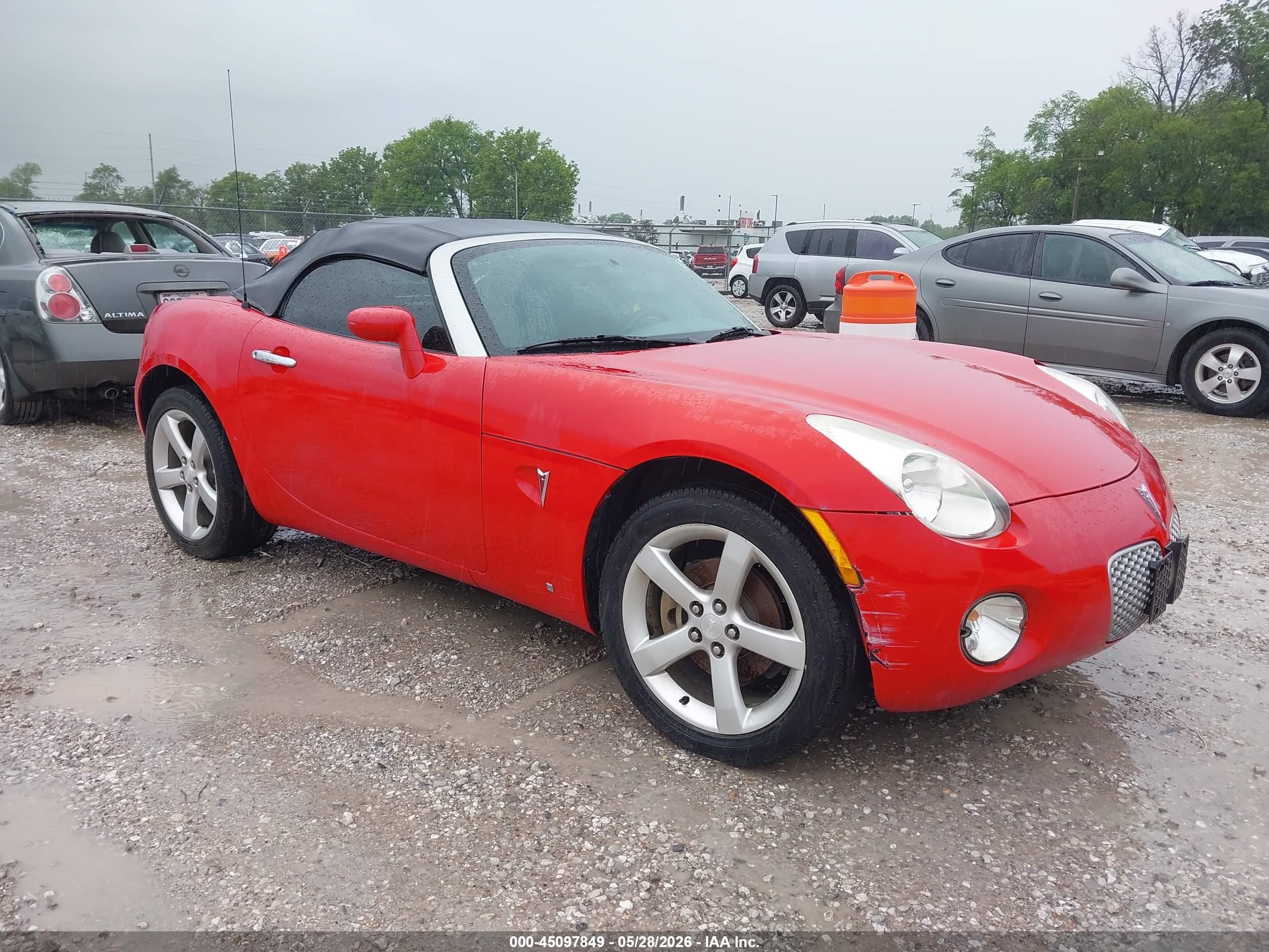 2007 Pontiac Solstice, VIN 1G2MB35B77Y141199 — Normal wear