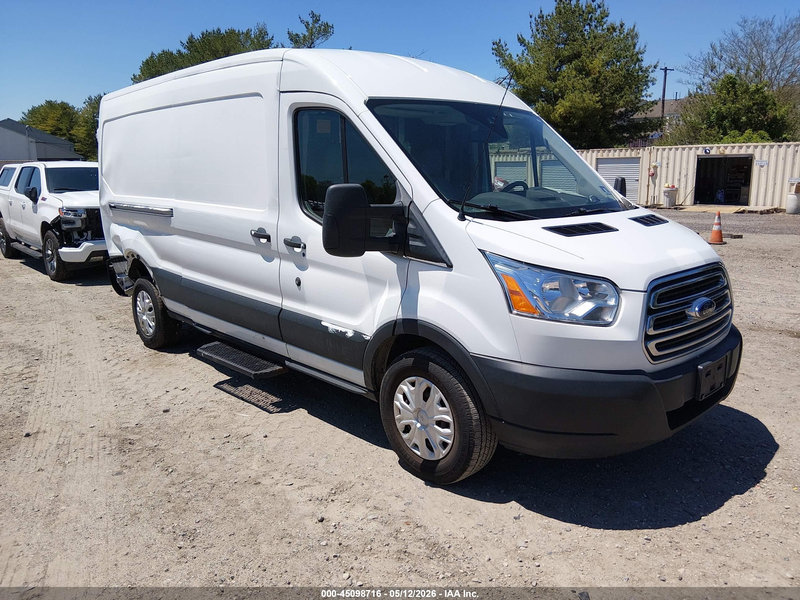 2019 Ford Transit, VIN 1FTYE2CM4KKA26073 — Rear end
