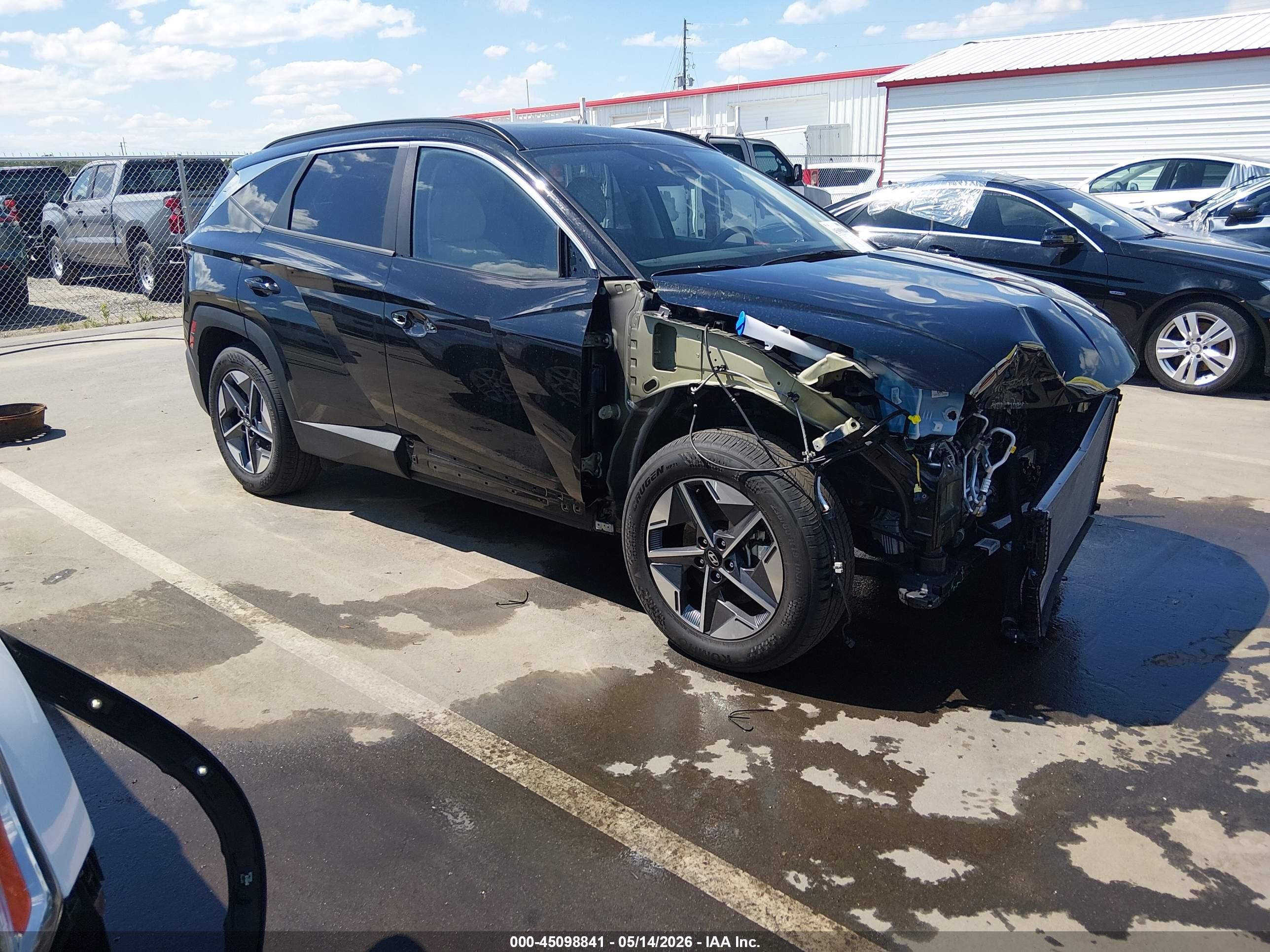 2026 Hyundai Tucson SEL Premium, VIN 5NMJC3DE7TH652170 — Перед