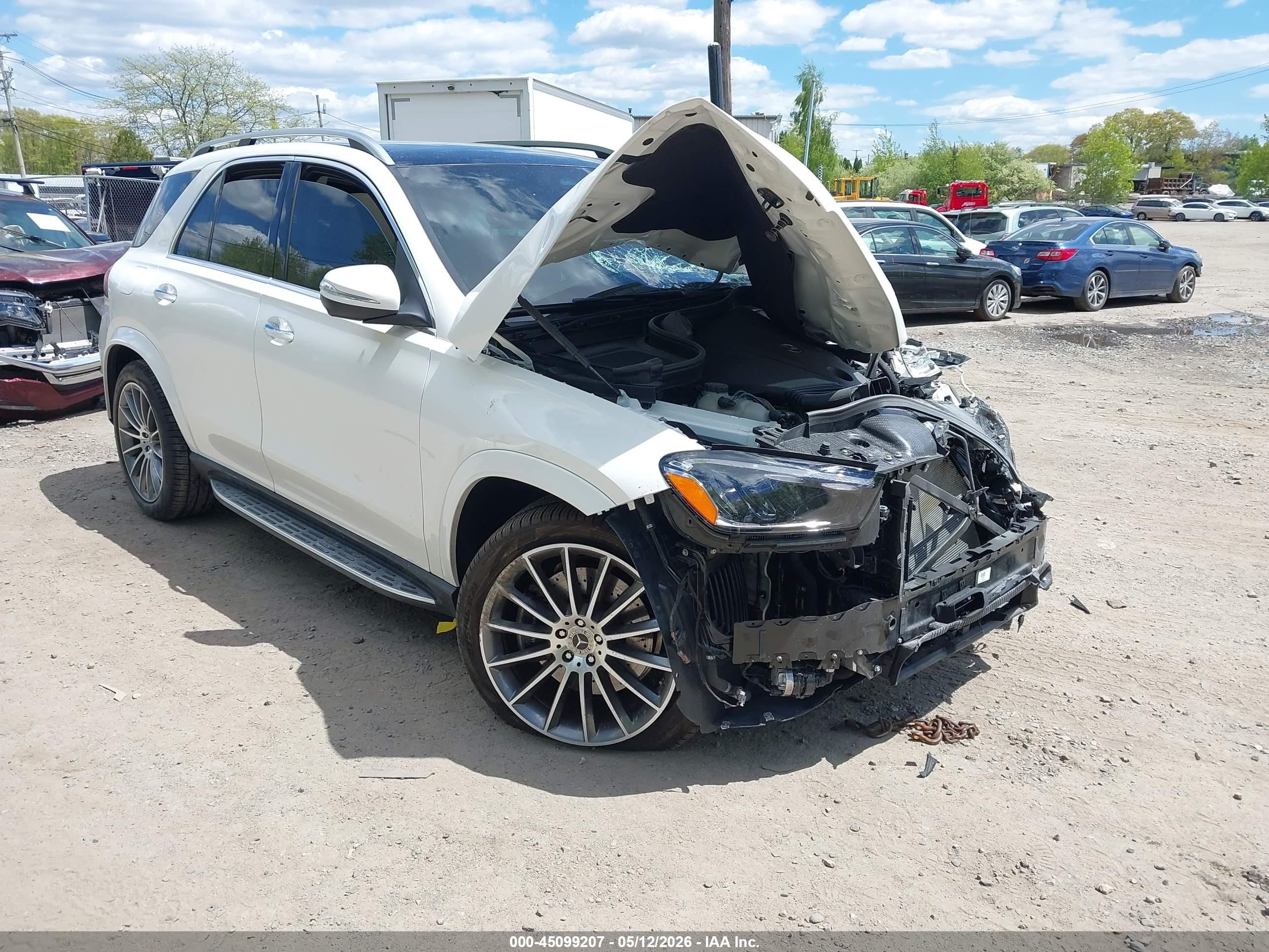 2026 Mercedes-Benz GLE 450, VIN 4JGFB5KB7TB530907 — Front end