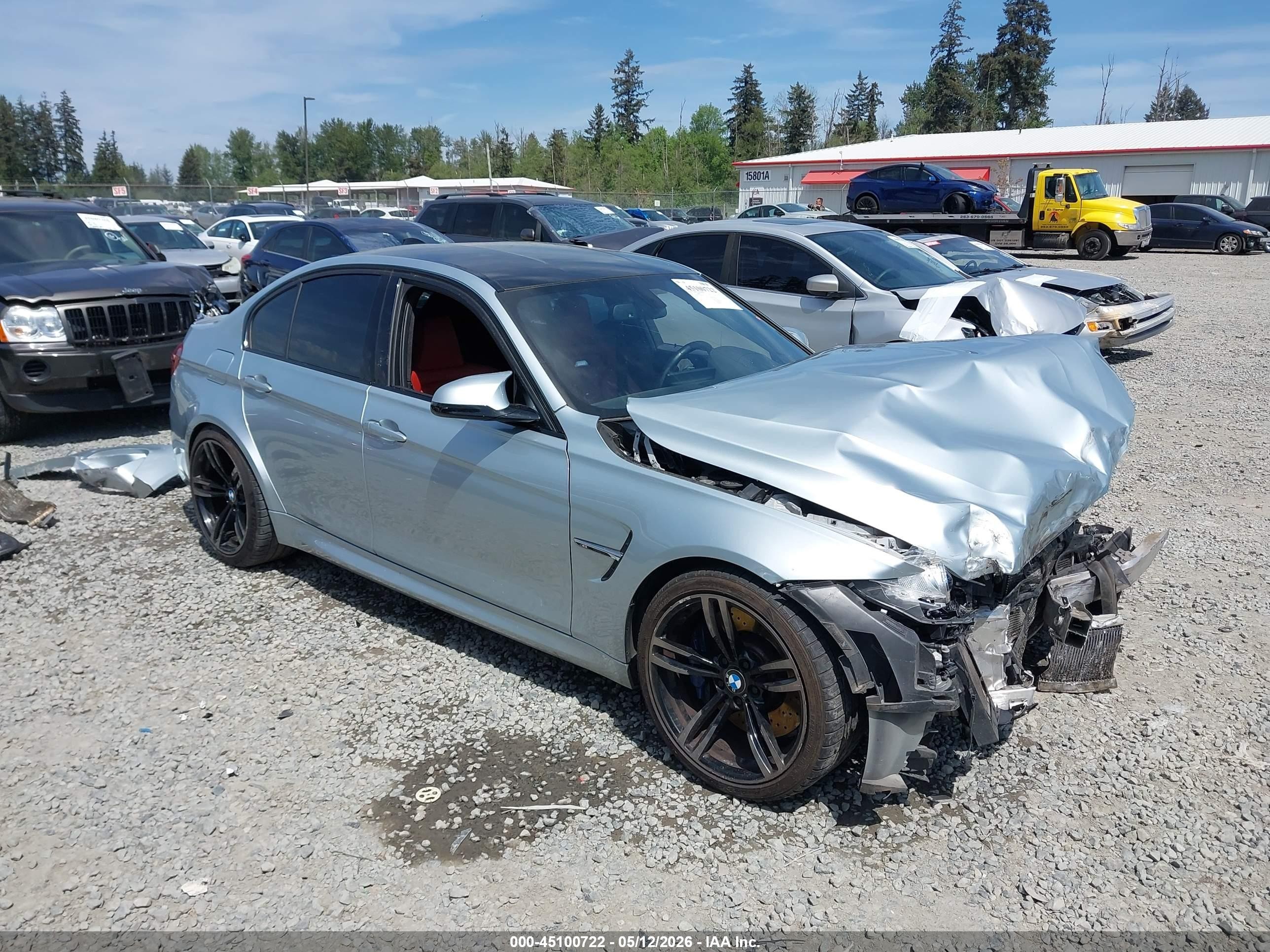 2016 BMW M3, VIN WBS8M9C53G5D31618 — Перед