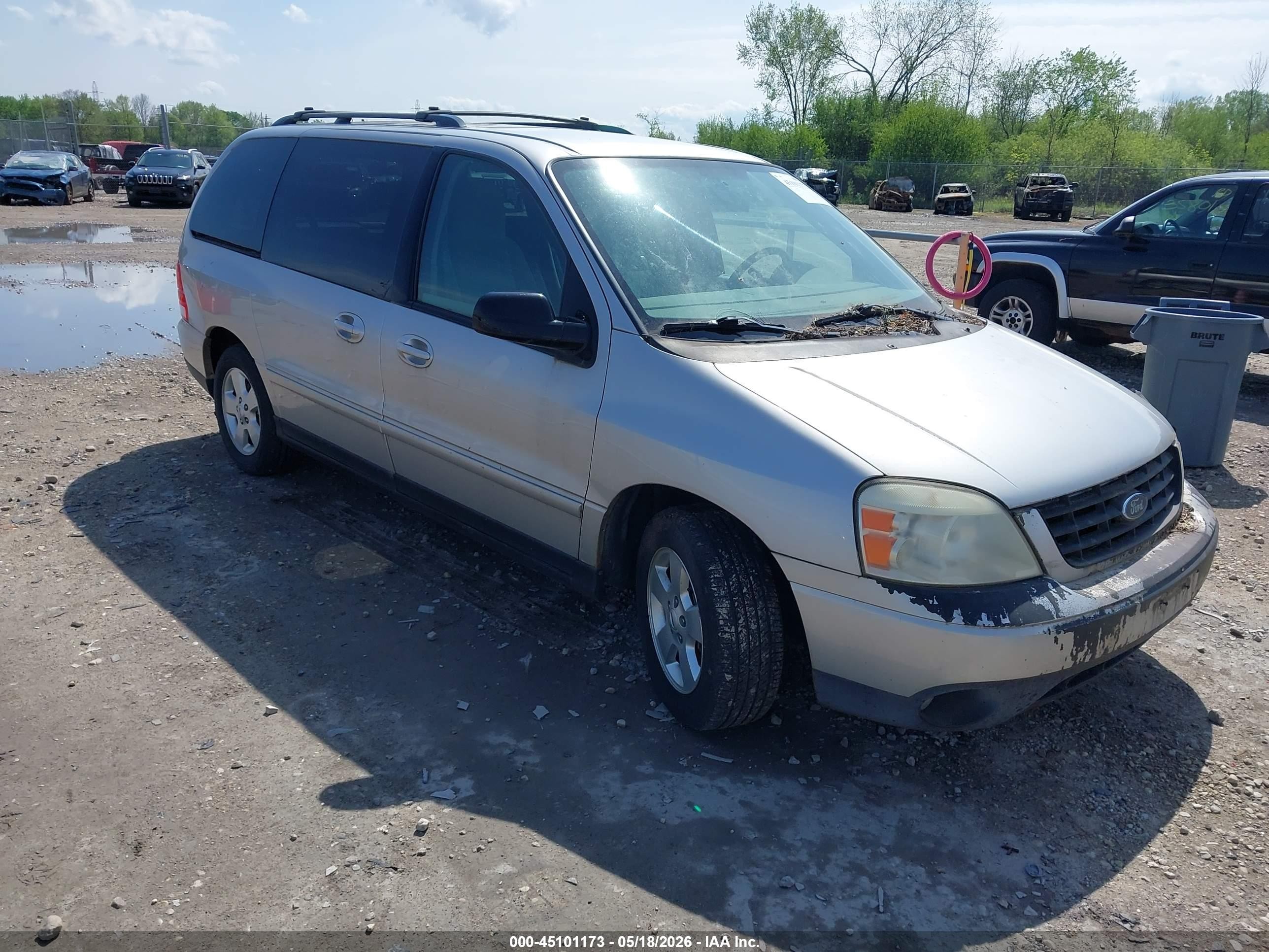 2005 Ford Freestar SES, VIN 2FMZA57685BA86395 — Normal wear