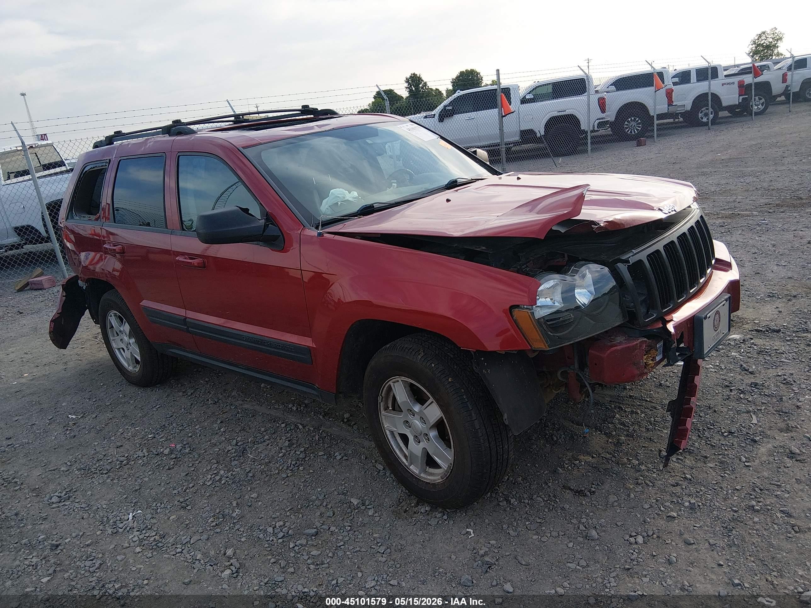 2006 Jeep Grand Cherokee Laredo, VIN 1J8GR48K96C294919 — Side