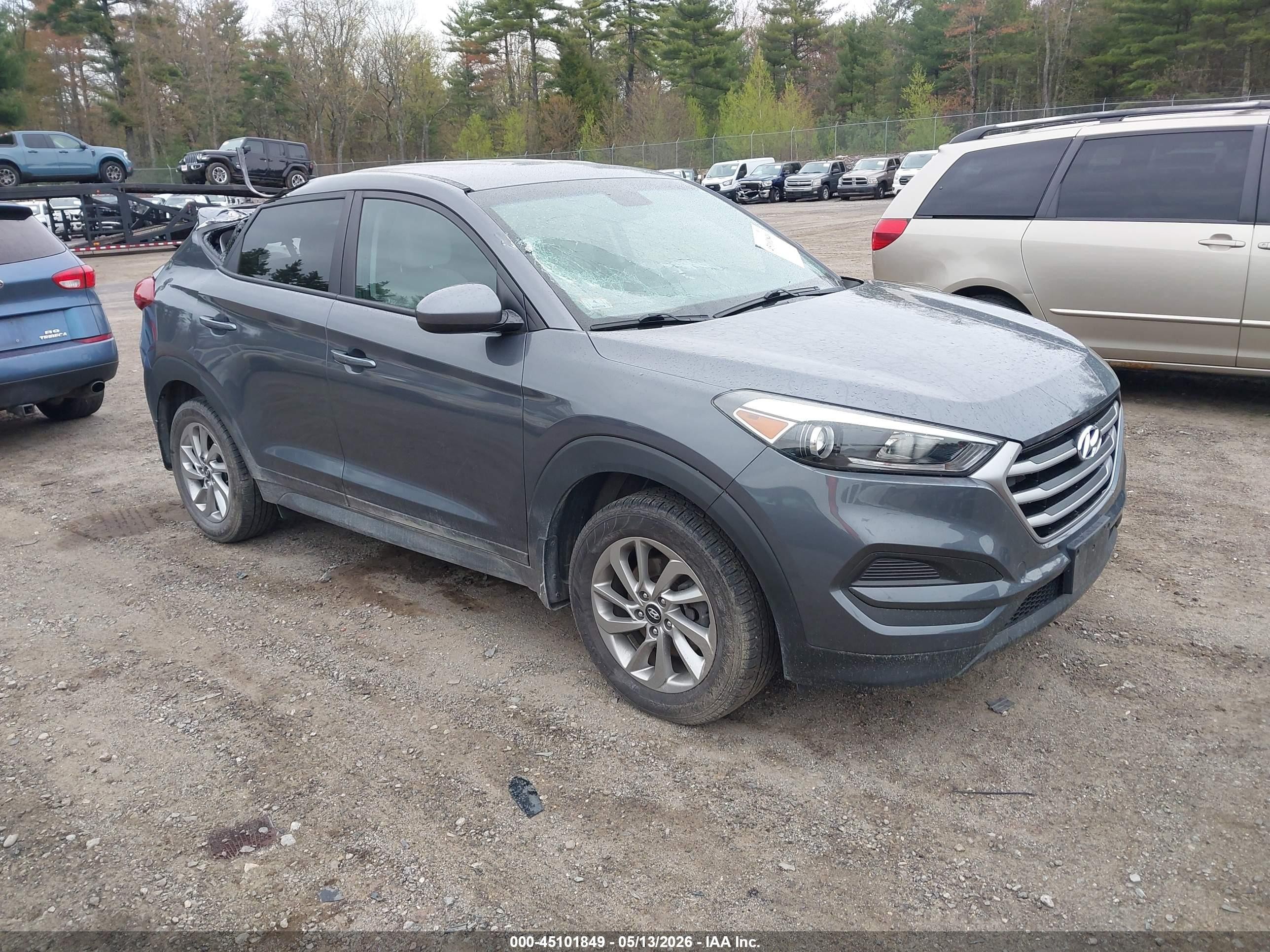 2018 Hyundai Tucson SE, VIN KM8J2CA48JU804537 — Крыша