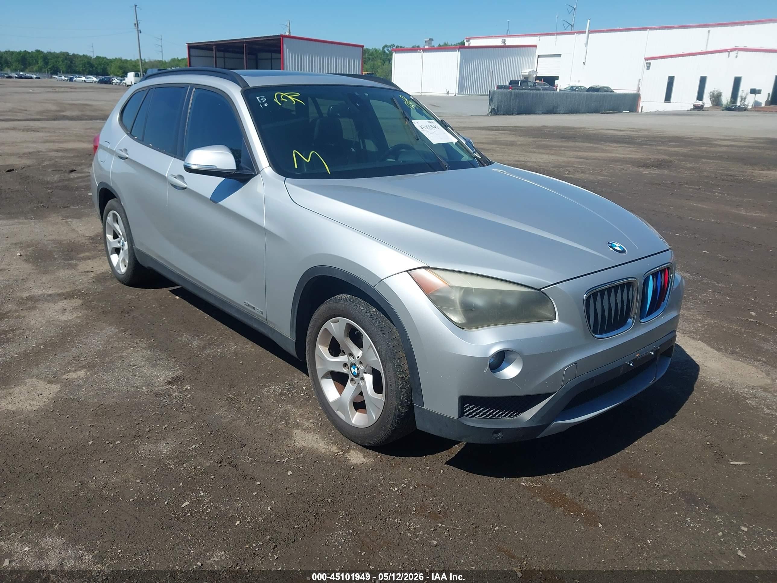 2013 BMW X1 28i, VIN WBAVM1C59DVW45128 — Normal wear