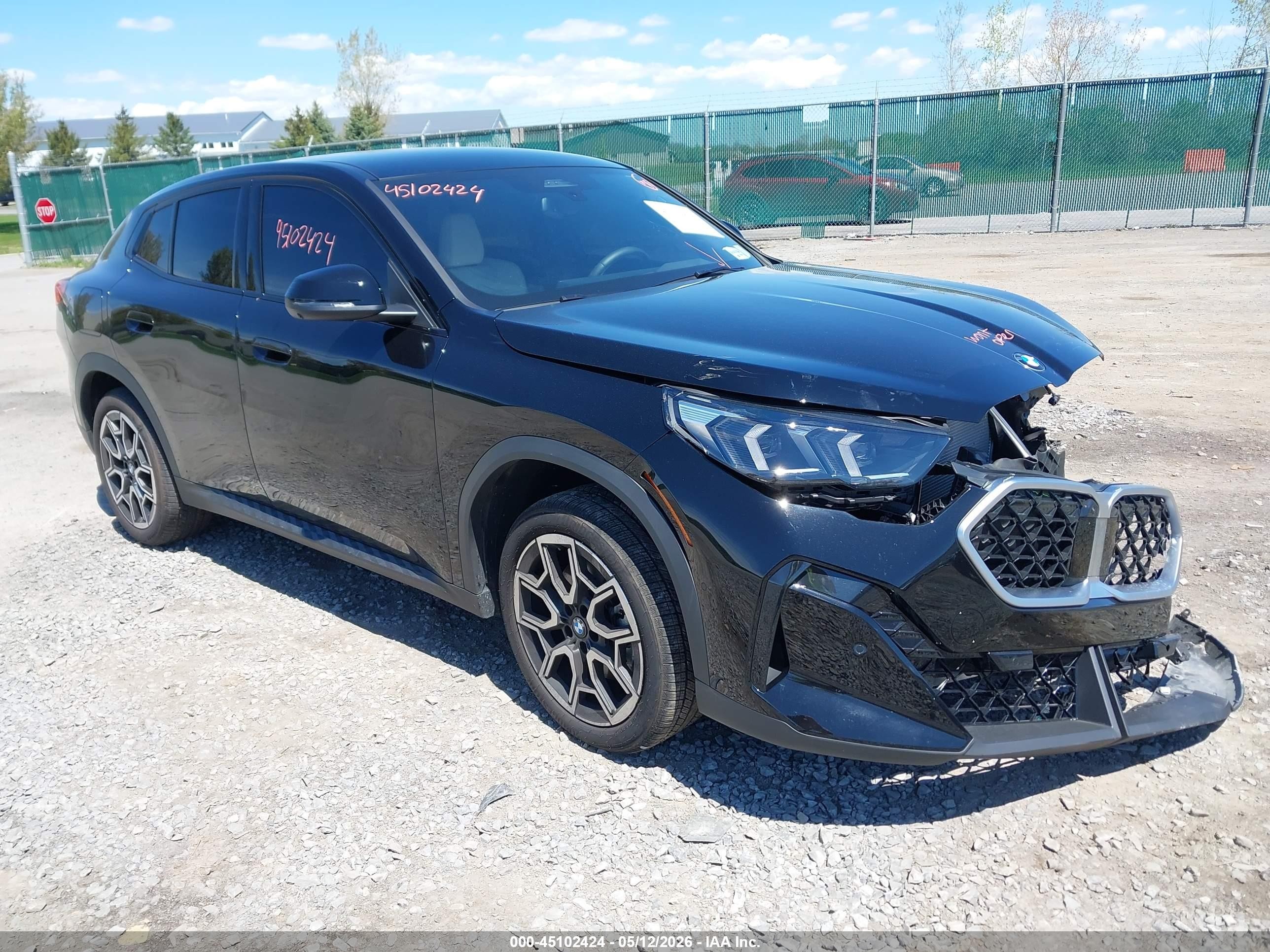 2026 BMW X2 xDrive28i, VIN WBX63GM0XT5517644 — Перед
