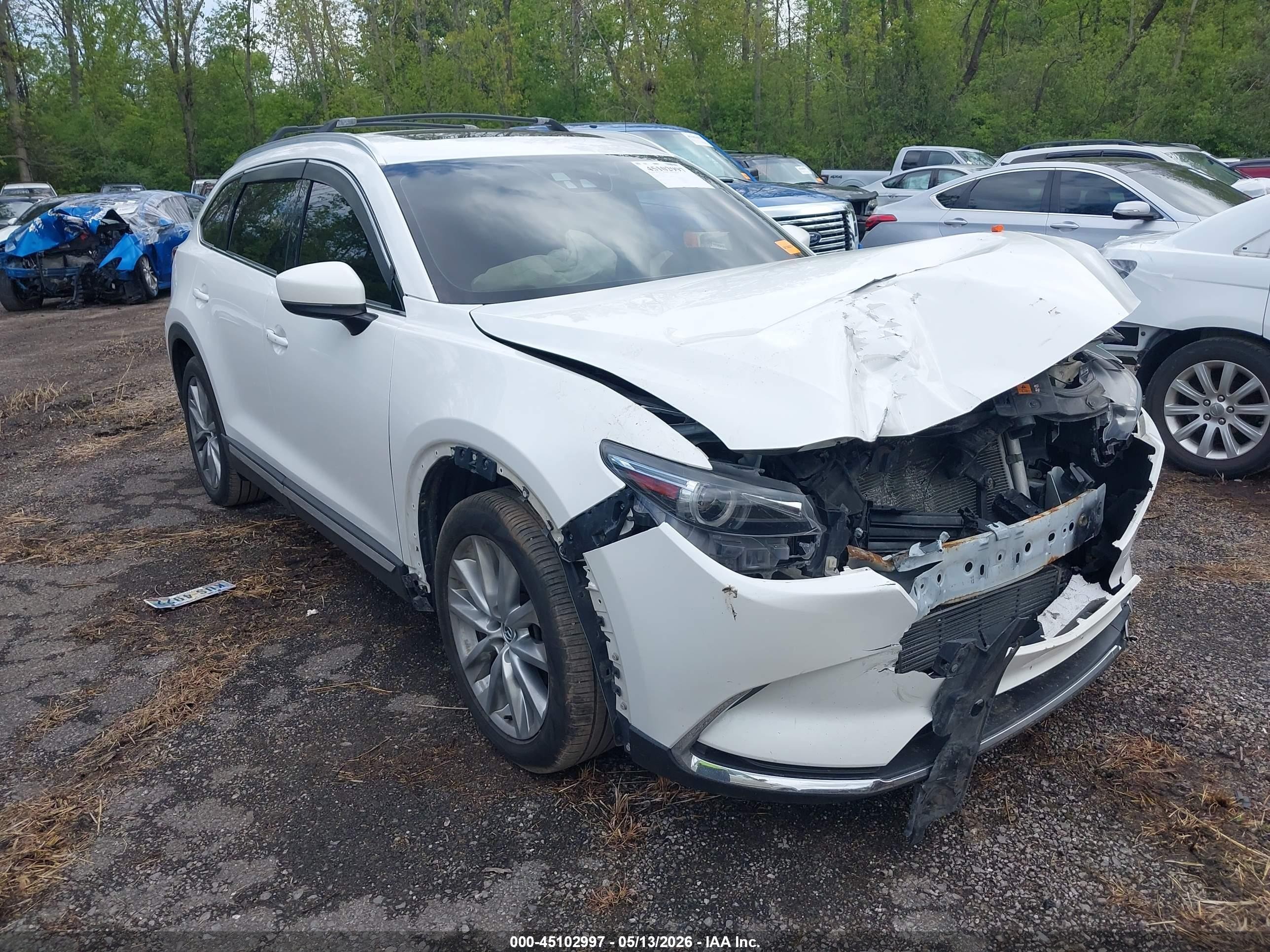 2016 Mazda CX-9 Grand Touring, VIN JM3TCBDY3G0111711 — Front end