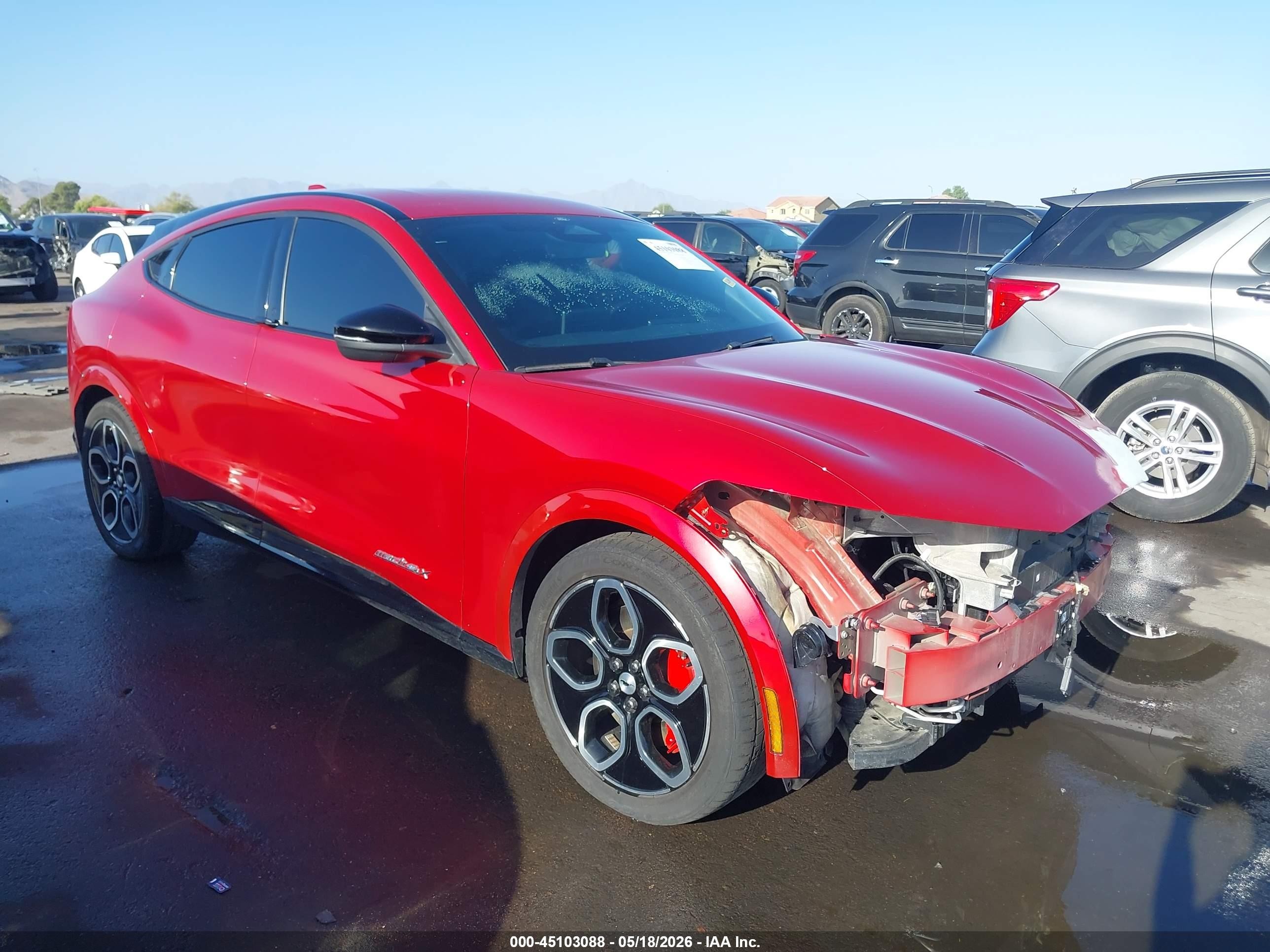 2021 Ford Mustang Mach-E GT, VIN 3FMTK4SE7MME01521 — Front end