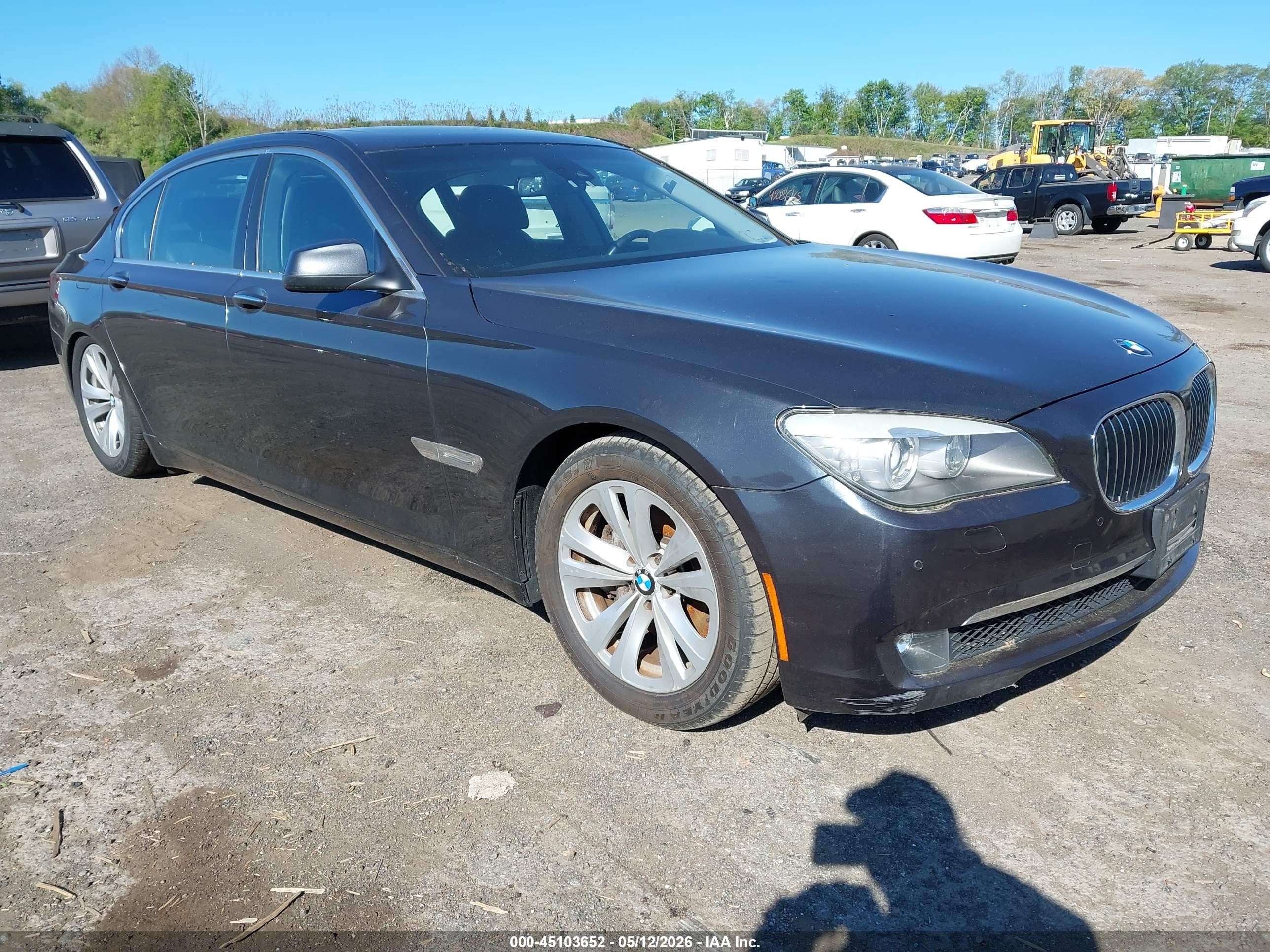 2011 BMW 7 Series 740Li, VIN WBAKB4C55BC575064 — Normal wear