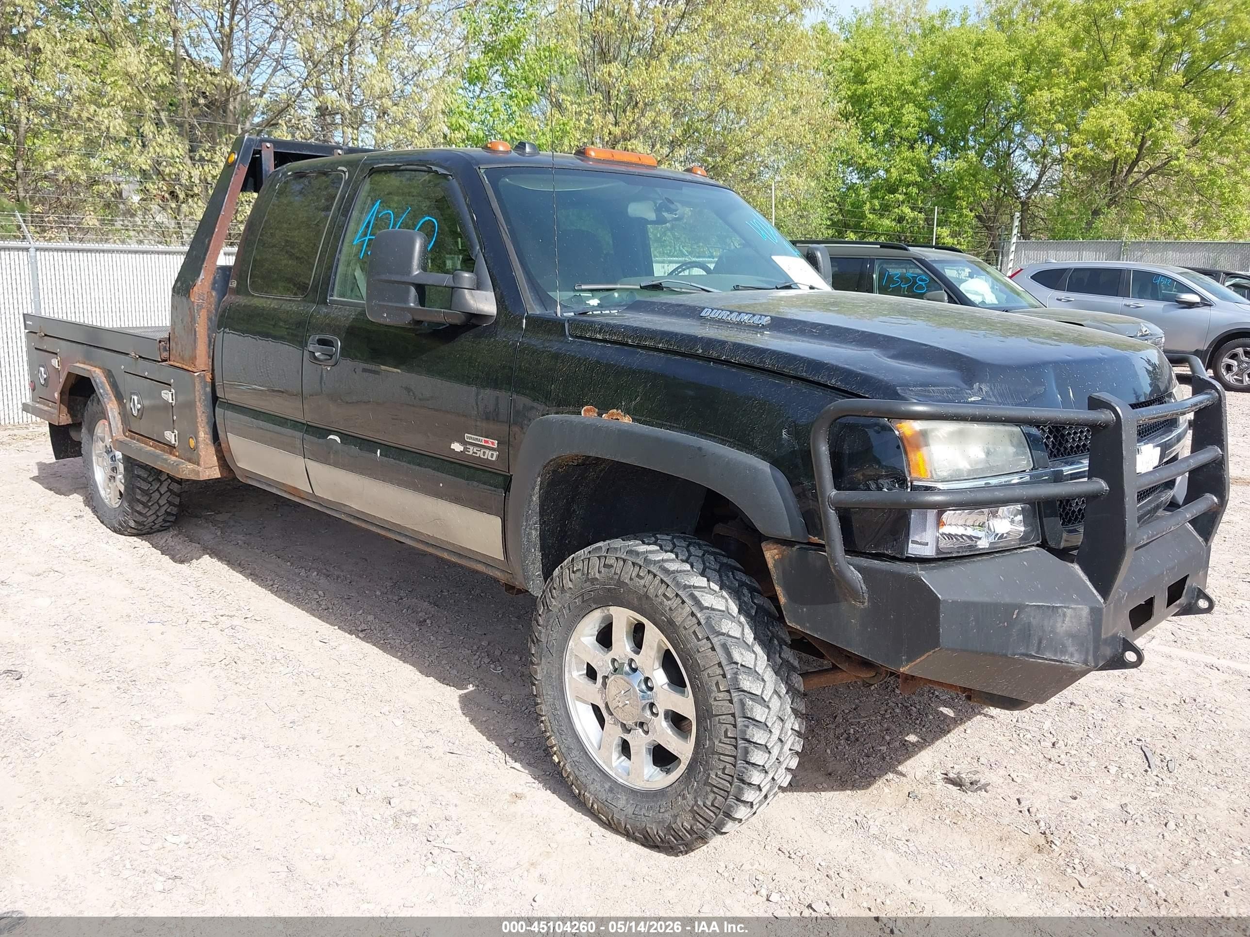 2005 Chevrolet Silverado 3500, VIN 1GCHK39255E133138 — Град
