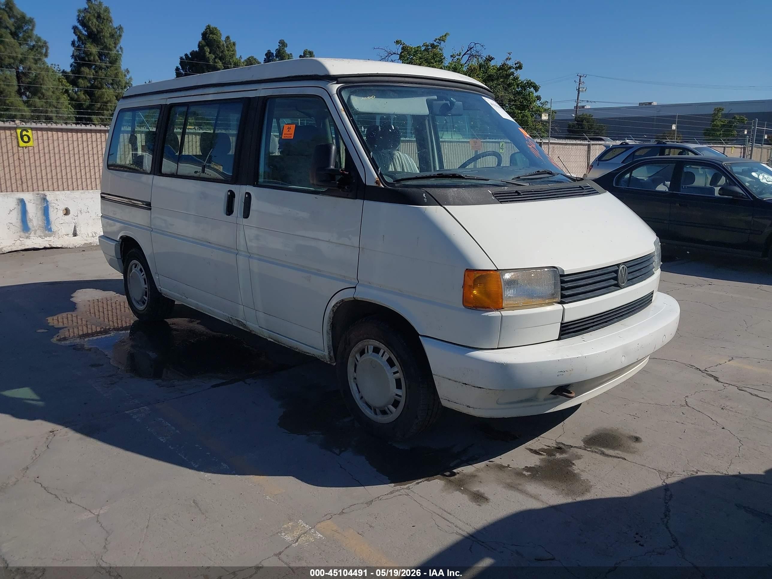 1993 Volkswagen EuroVan, VIN WV2MD0705PH033374 — Normal wear