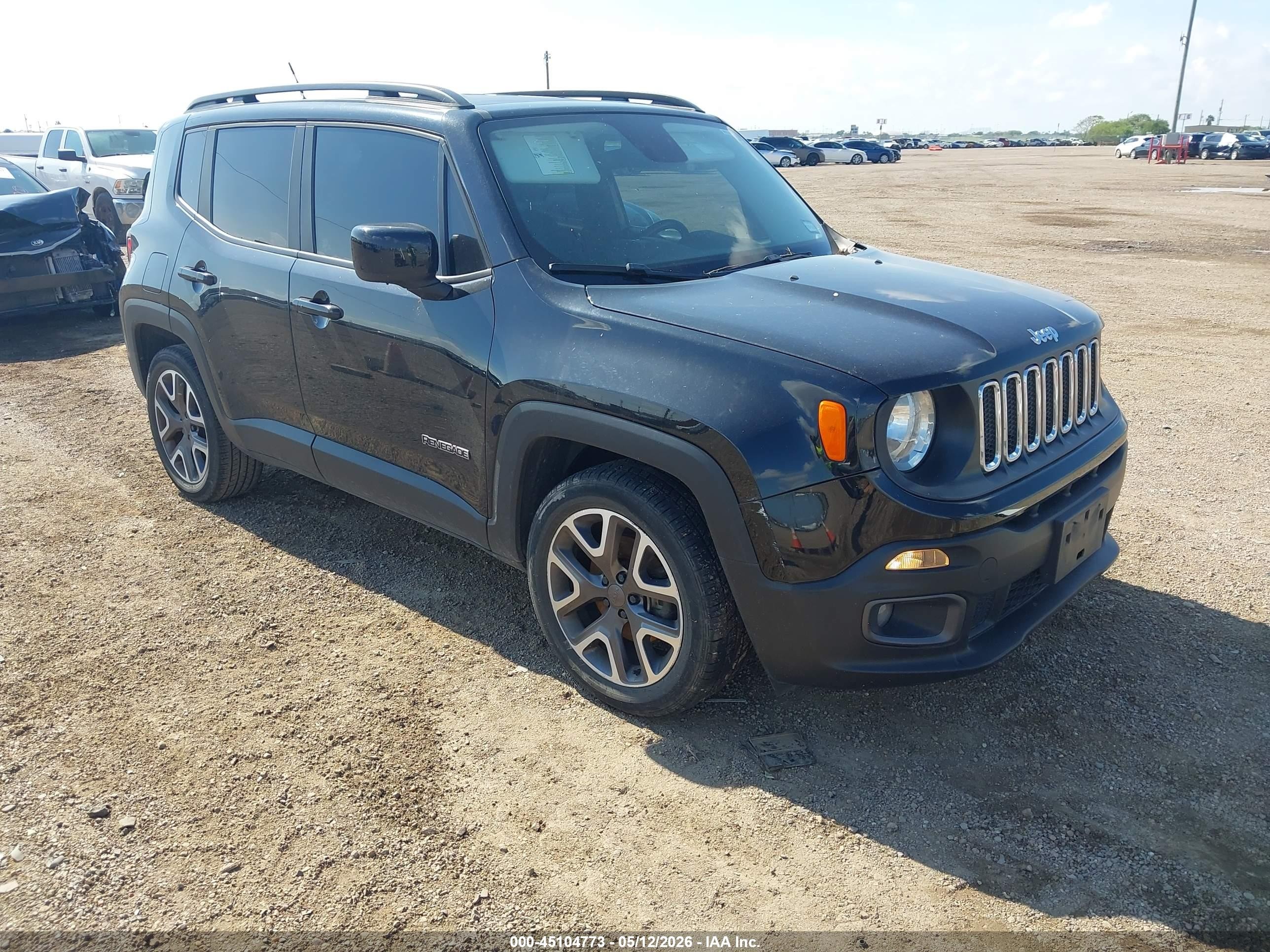 2017 Jeep Renegade Altitude, VIN ZACCJABB8HPG29543 — Normal wear