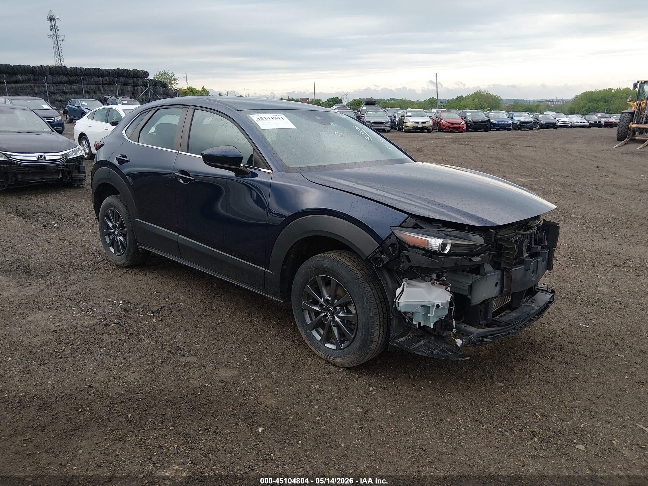 2022 Mazda CX-30 S, VIN 3MVDMBAL9NM442370 — Front end