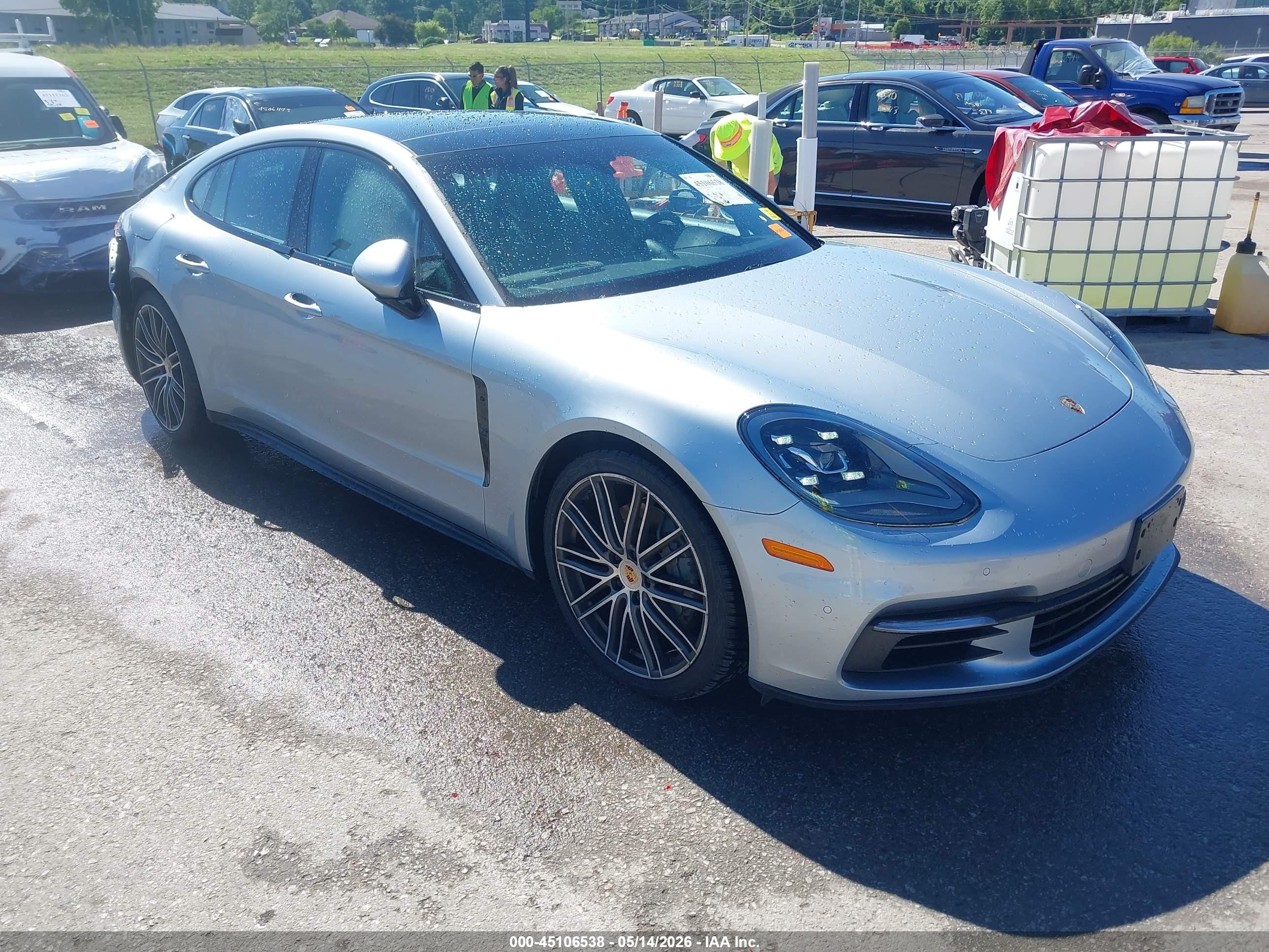 2018 Porsche Panamera 4S, VIN WP0AB2A7XJL135931 — Rear end