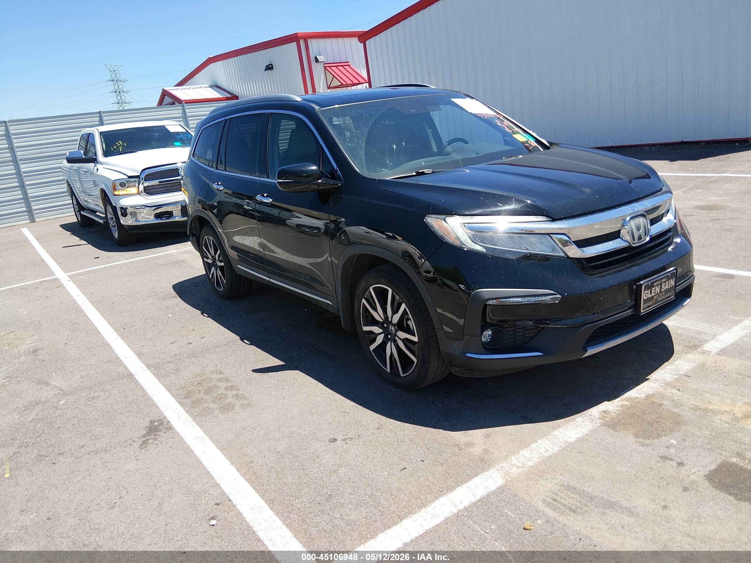 2019 Honda Pilot Touring 8-Passenger, VIN 5FNYF6H97KB064693 — Rear end
