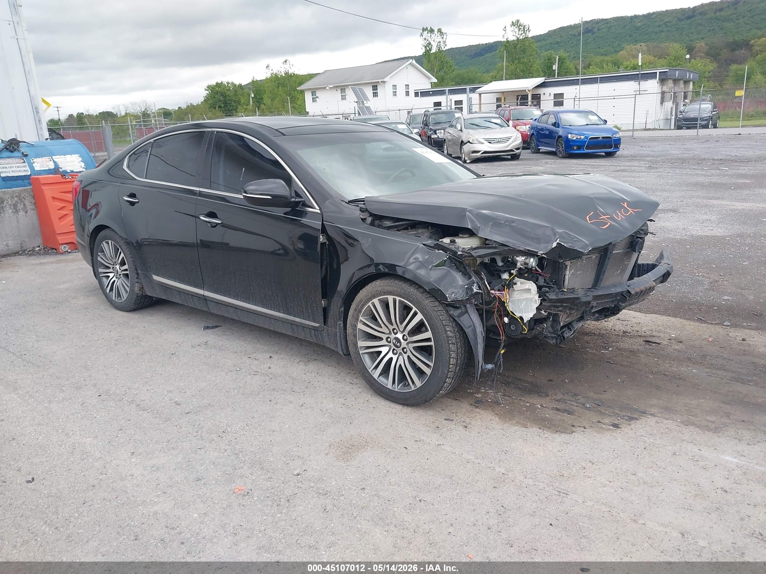 2016 Kia Cadenza, VIN KNALN4D71G5209433 — Front end
