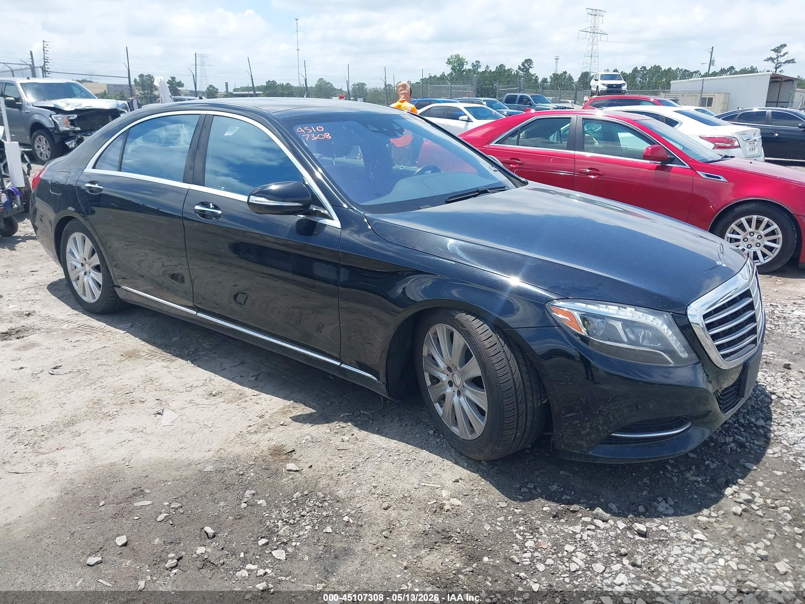 2014 Mercedes-Benz S 550, VIN WDDUG8CB4EA007047 — Front end