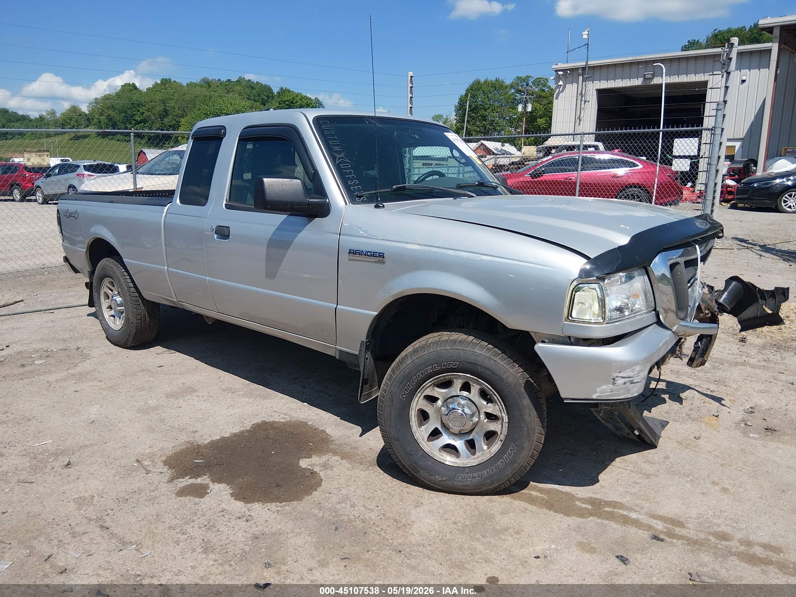 2011 Ford Ranger Sport, VIN 1FTLR4FE6BPA73882 — Front end