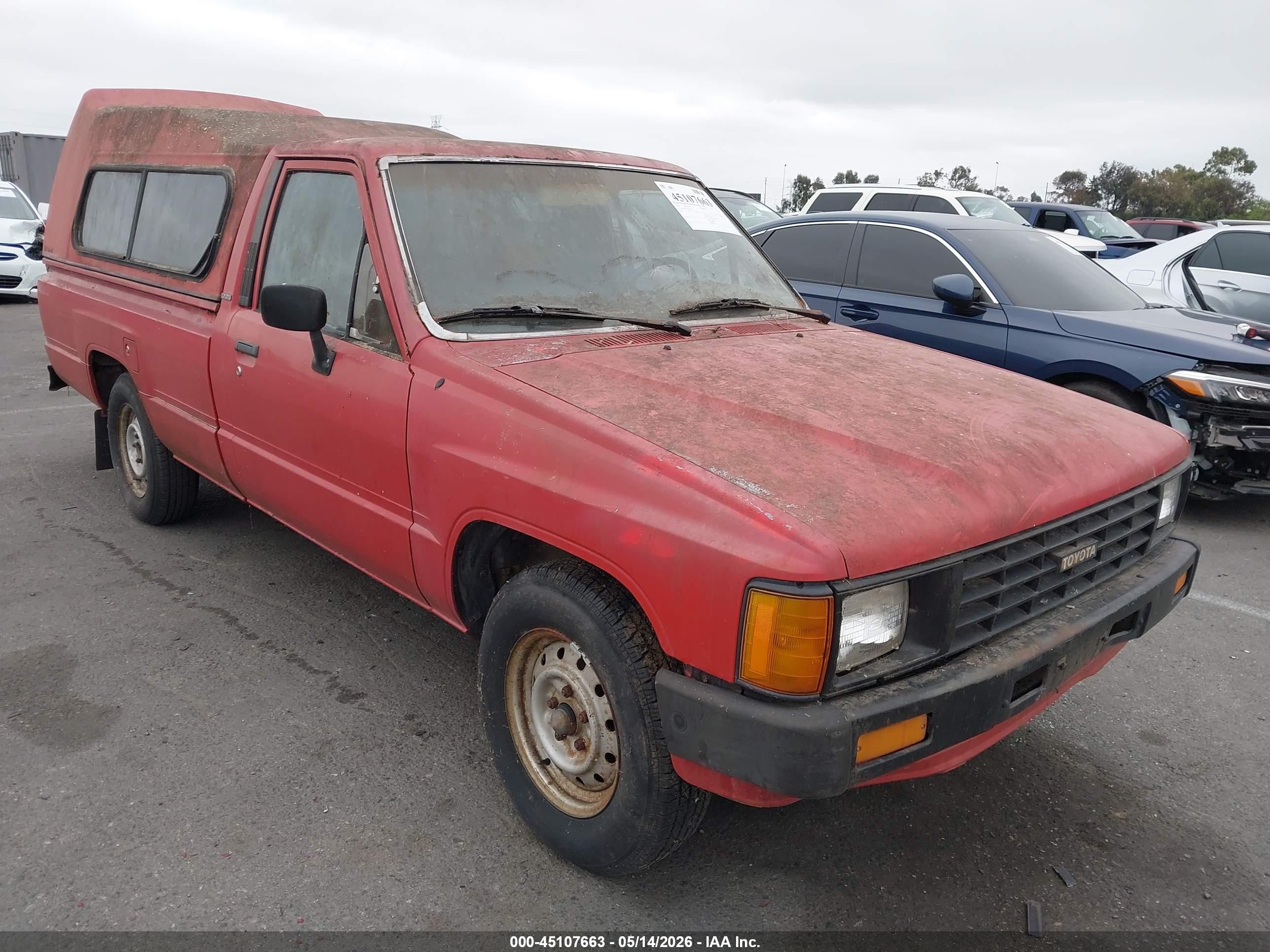 1986 Toyota Pickup Deluxe, VIN JT4RN55R5G0222959 — Normal wear