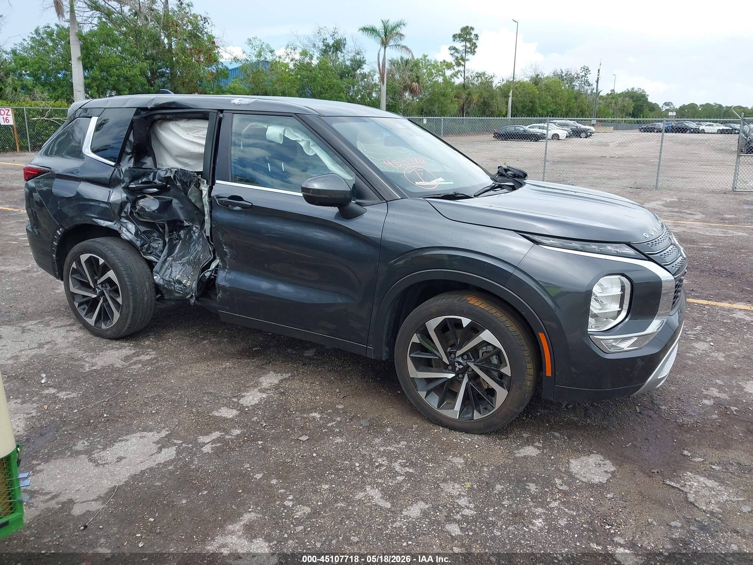 2024 Mitsubishi Outlander SE, VIN JA4J3VA86RZ089878 — All over