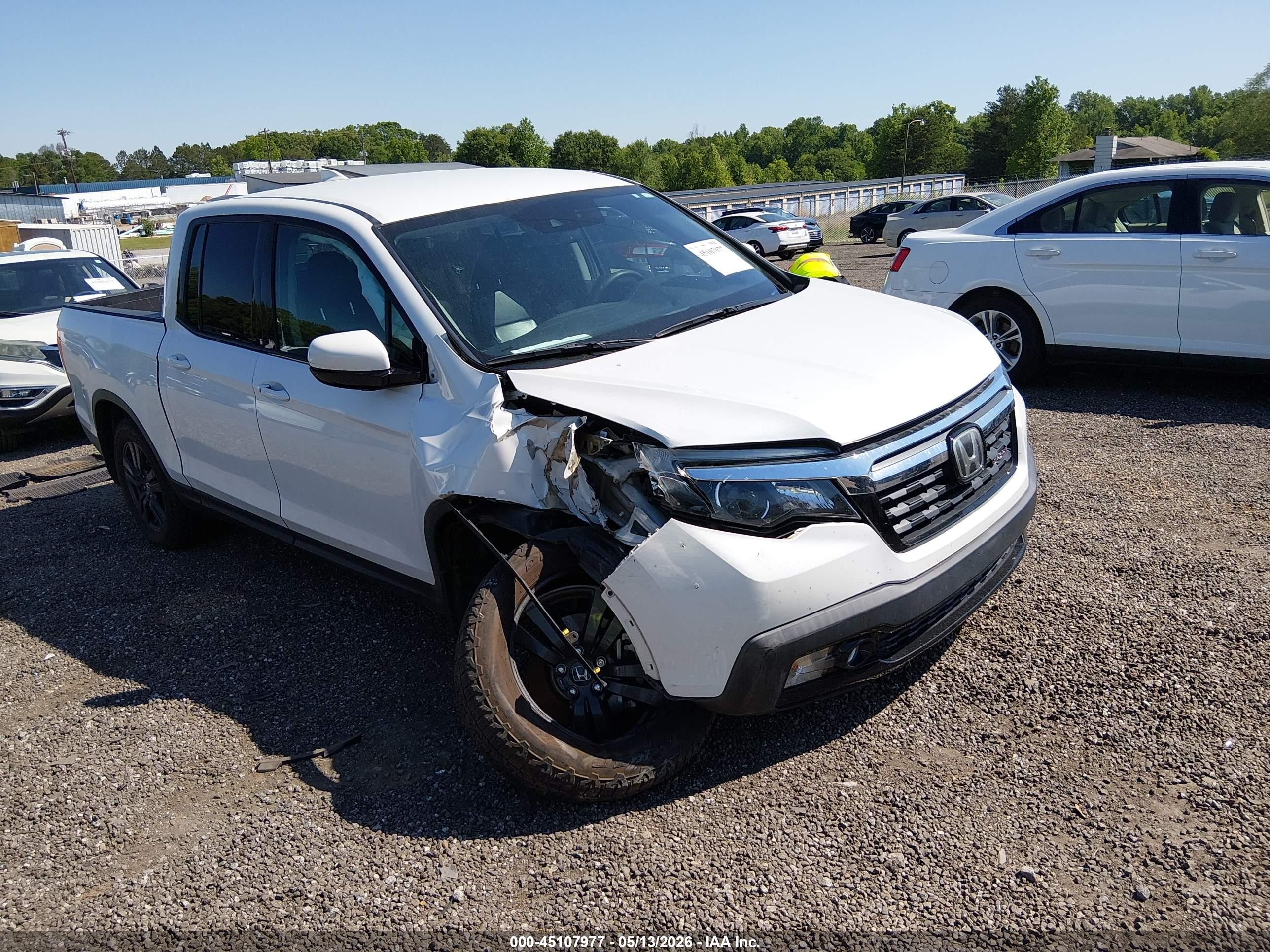 2020 Honda Ridgeline Sport, VIN 5FPYK3F1XLB027802 — Side