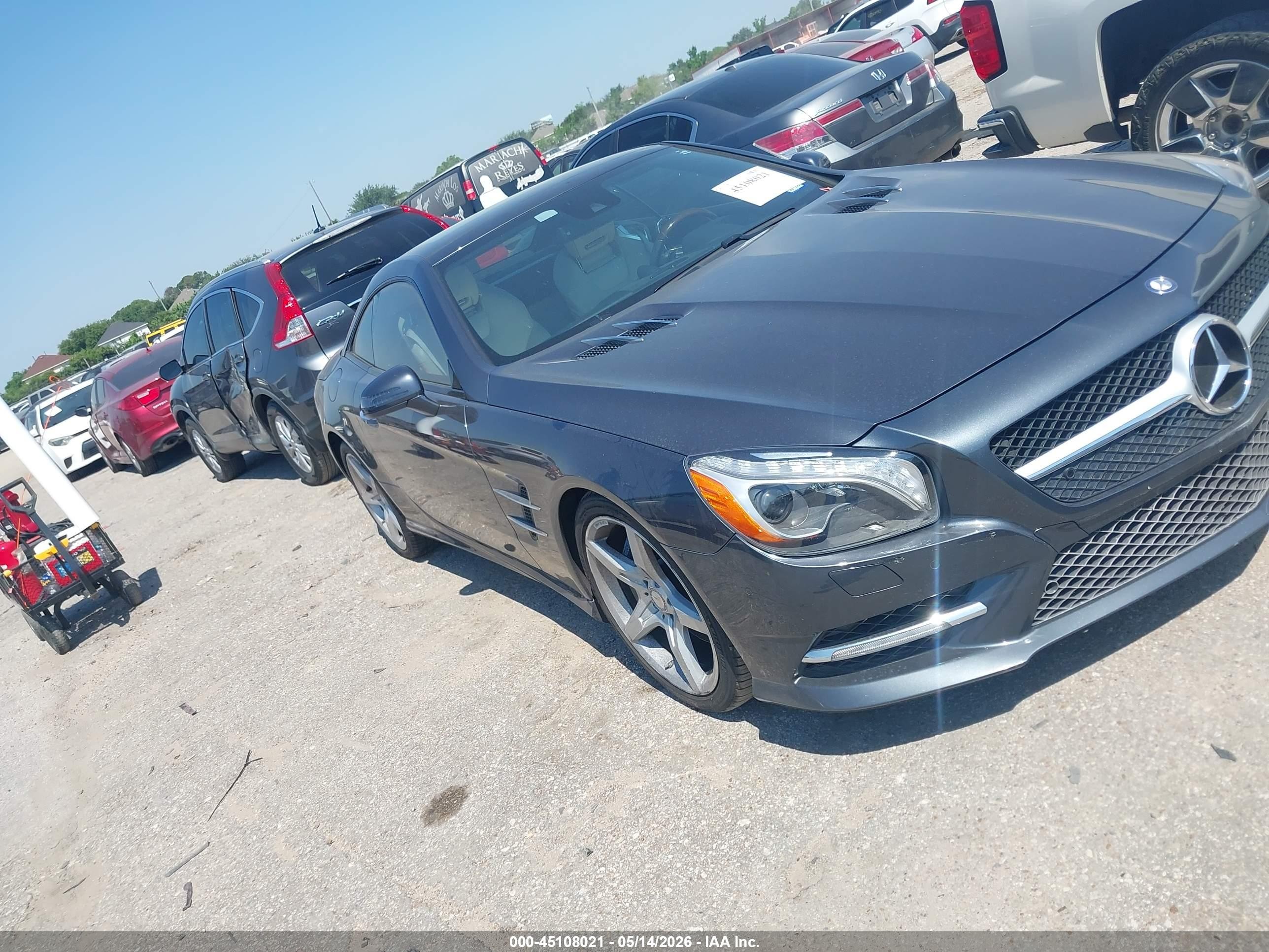 2013 Mercedes-Benz SL 550, VIN WDDJK7DA3DF008287 — Normal wear