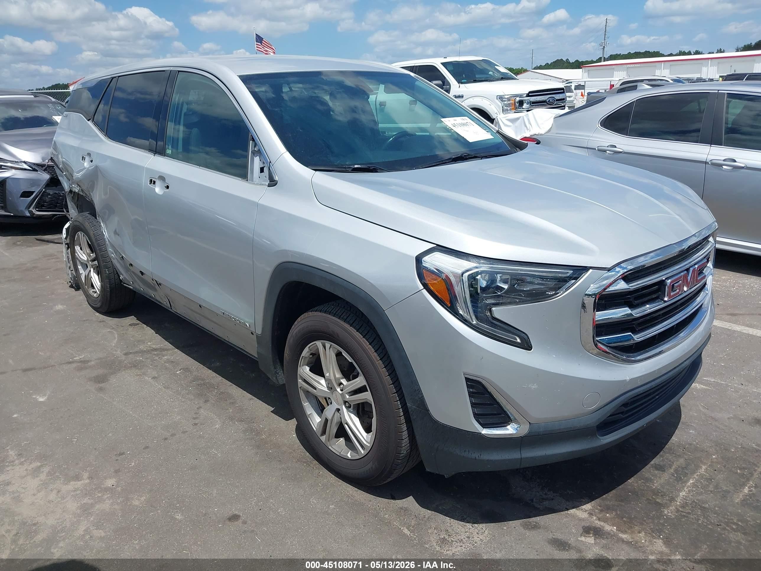 2019 GMC Terrain SLE, VIN 3GKALTEV1KL274500 — Rear end