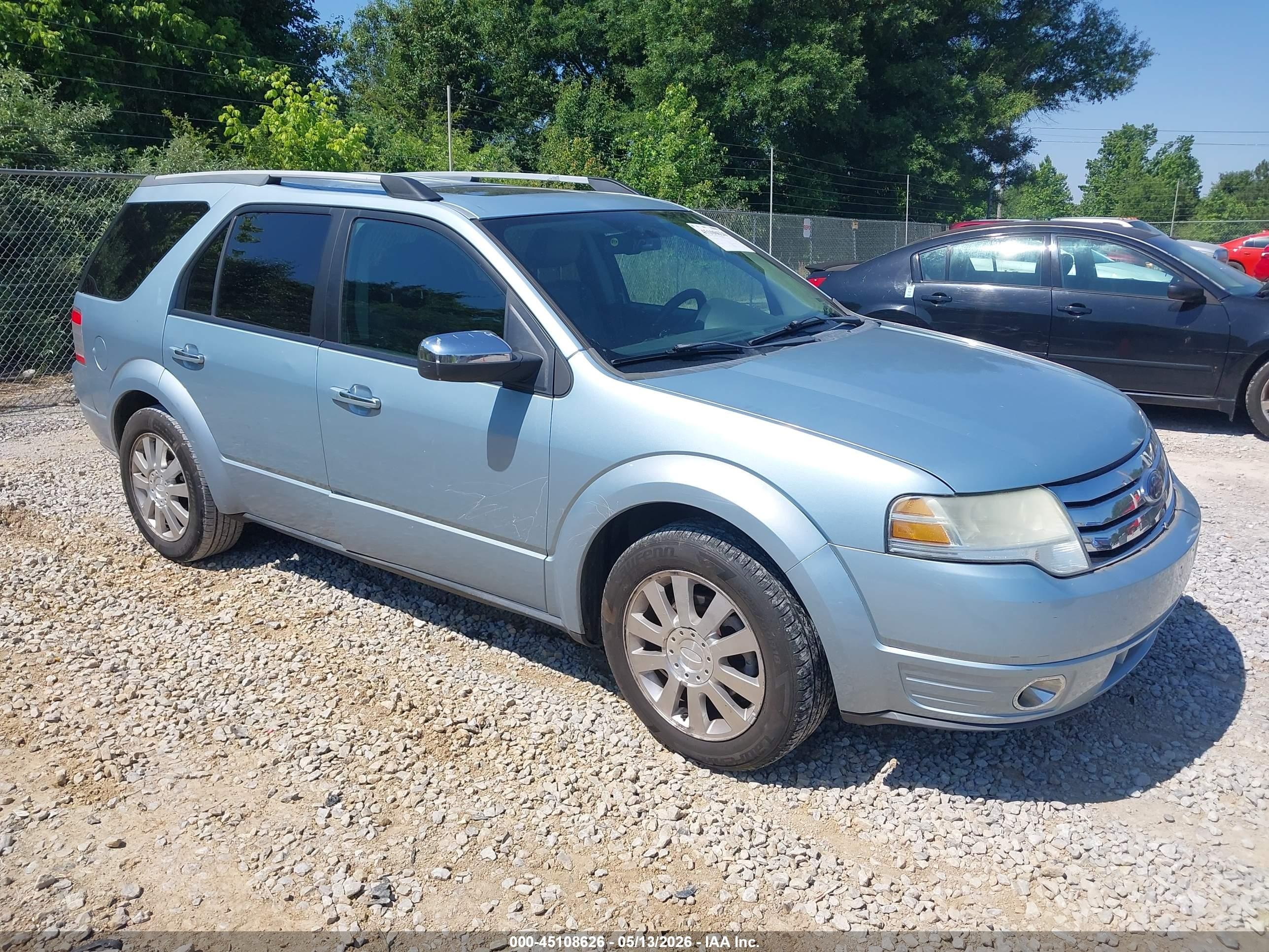 2008 Ford Taurus X Limited, VIN 1FMDK03W88GA40756 — Front end