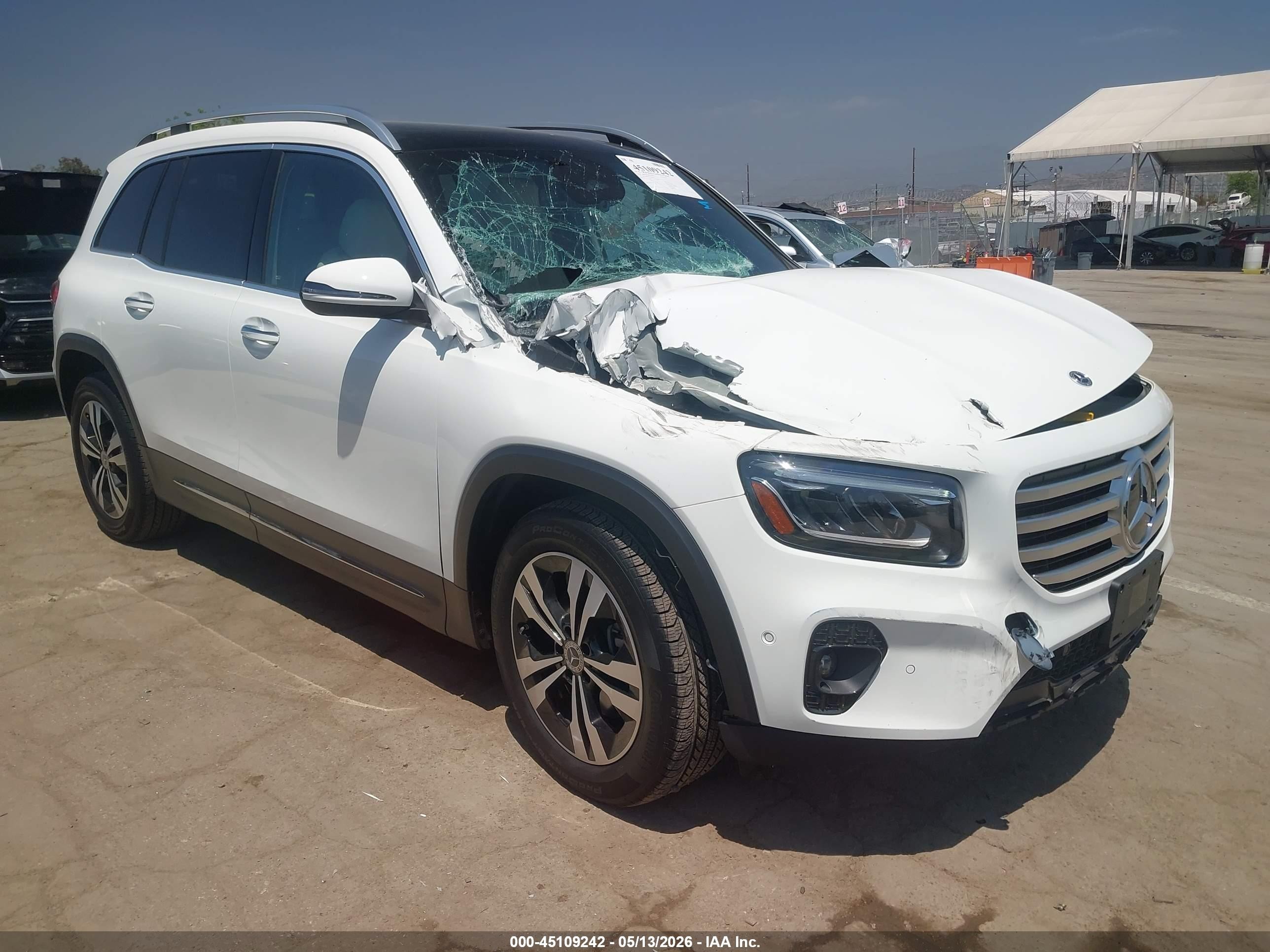 2026 Mercedes-Benz GLB 250, VIN W1N4M4GB2TW439005 — Front end