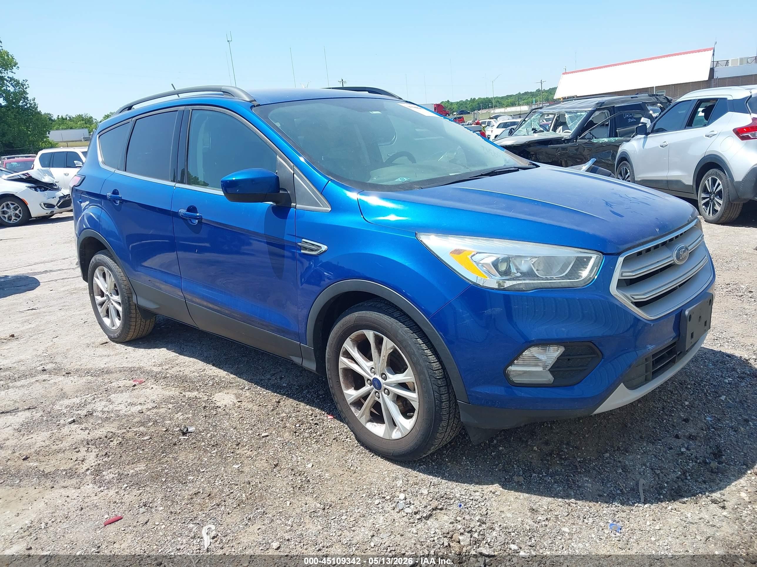 2018 Ford Escape SEL, VIN 1FMCU0HD2JUB24270 — Auction photo