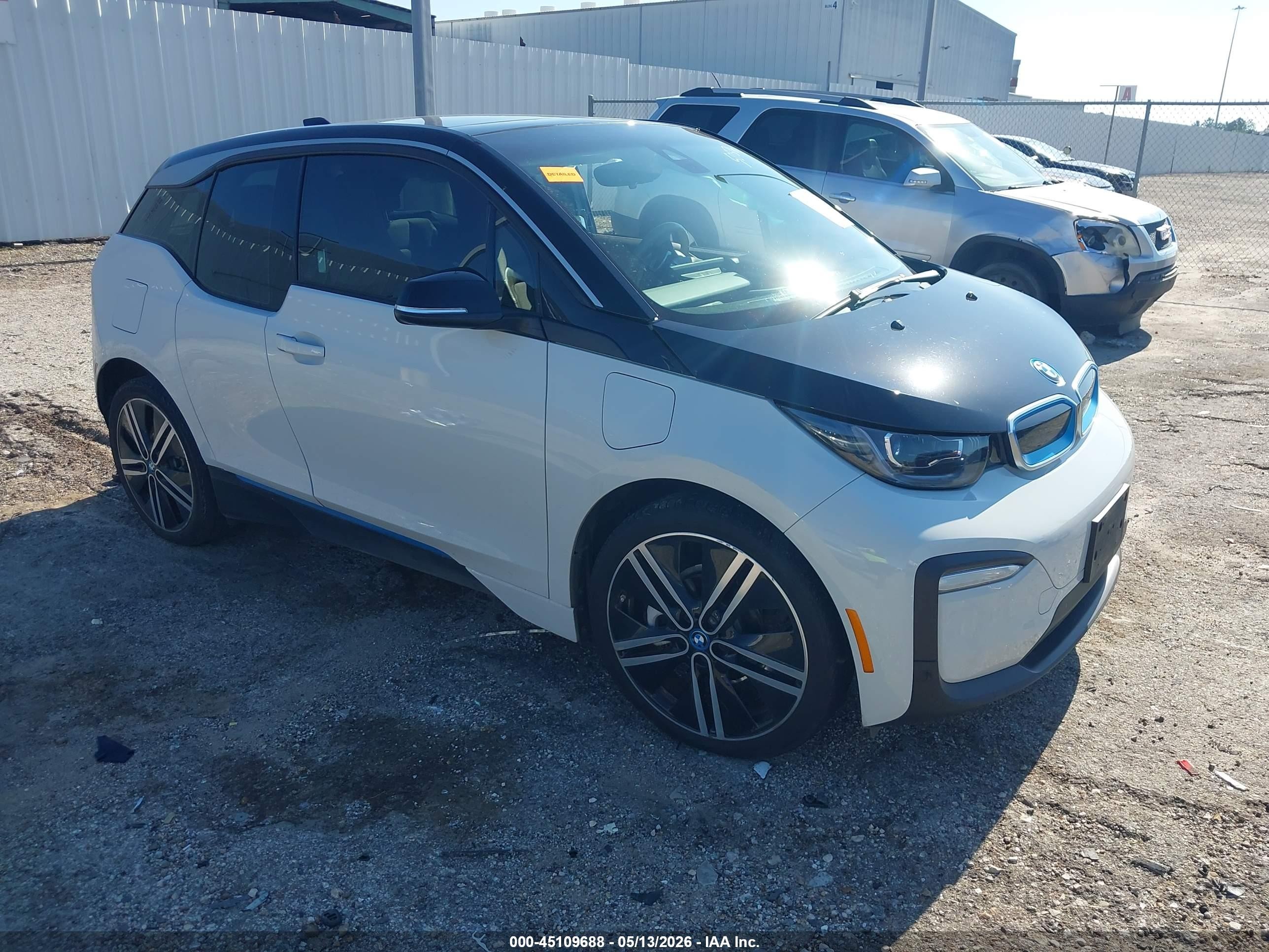 2019 BMW i3, VIN WBY8P4C54K7D52149 — Бок