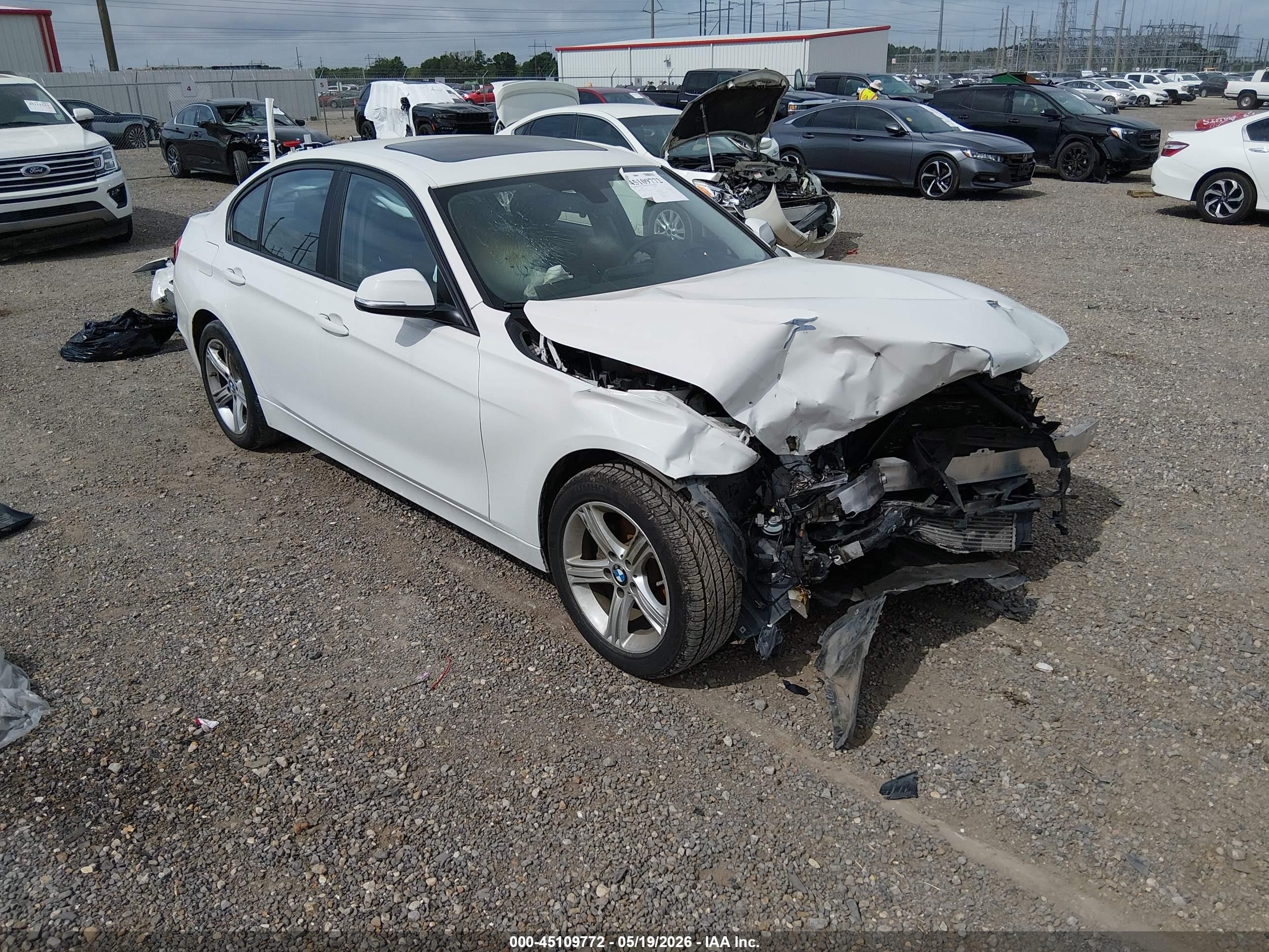 2015 BMW 3 Series 328i xDrive, VIN WBA3B5C59FF962781 — Front end