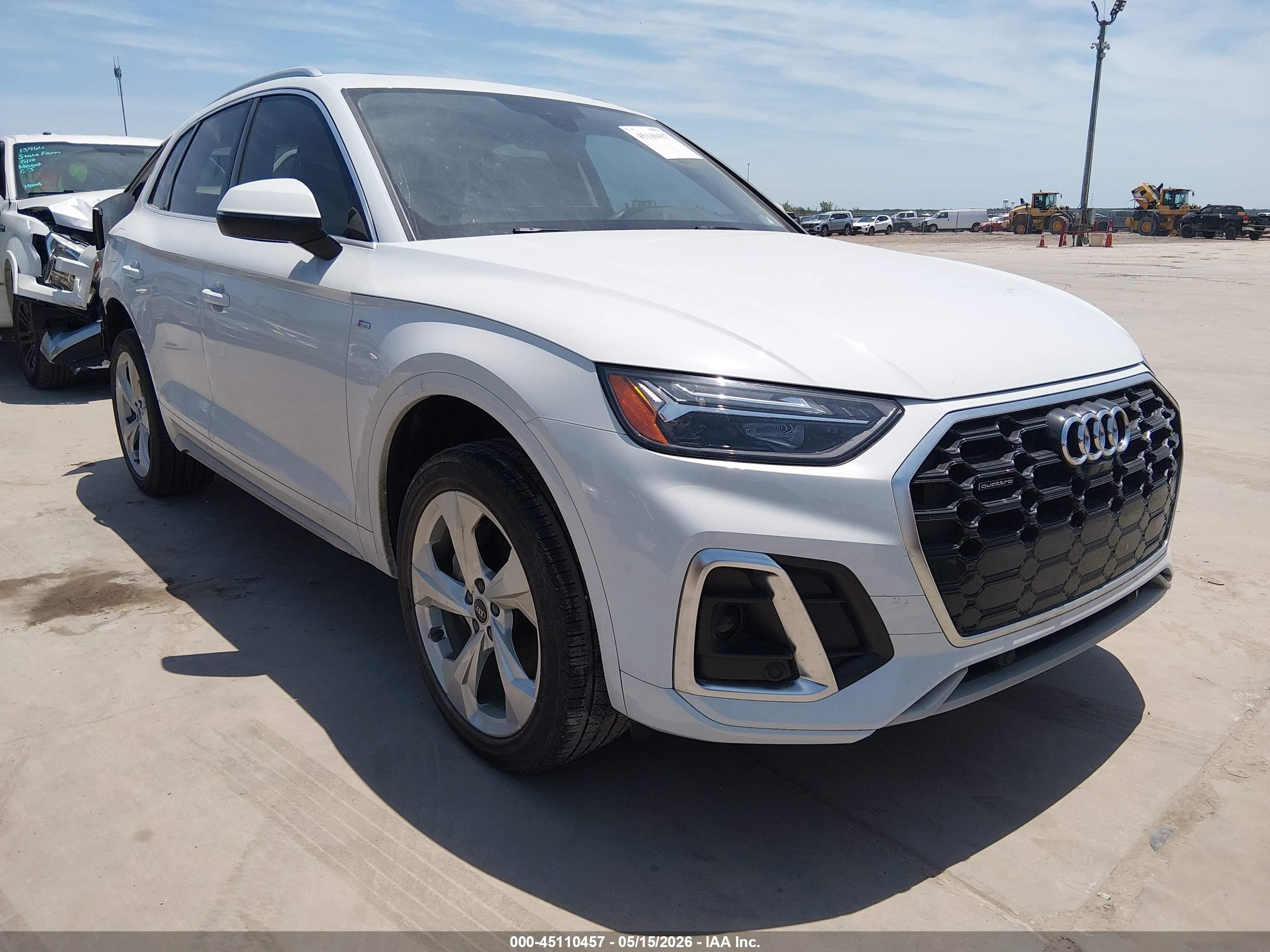 2023 Audi Q5 S line Premium Plus, VIN WA1EAAFYXP2104445 — Rear end