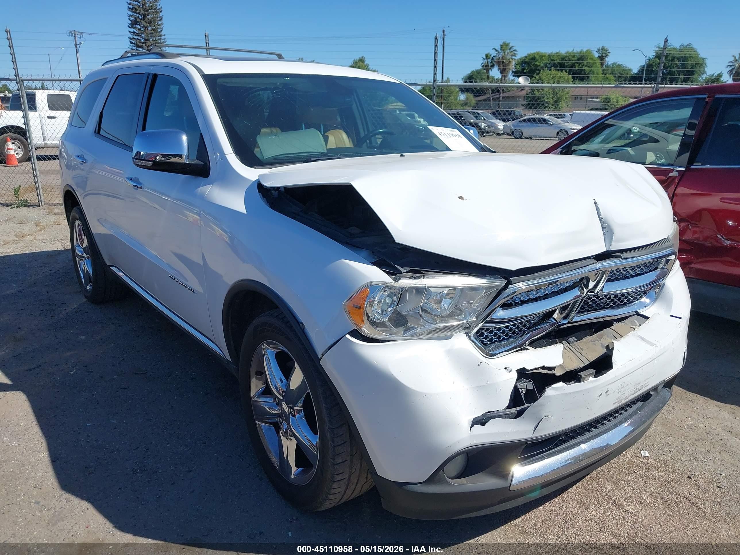 2013 Dodge Durango Citadel, VIN 1C4RDJEG8DC677633 — Front end