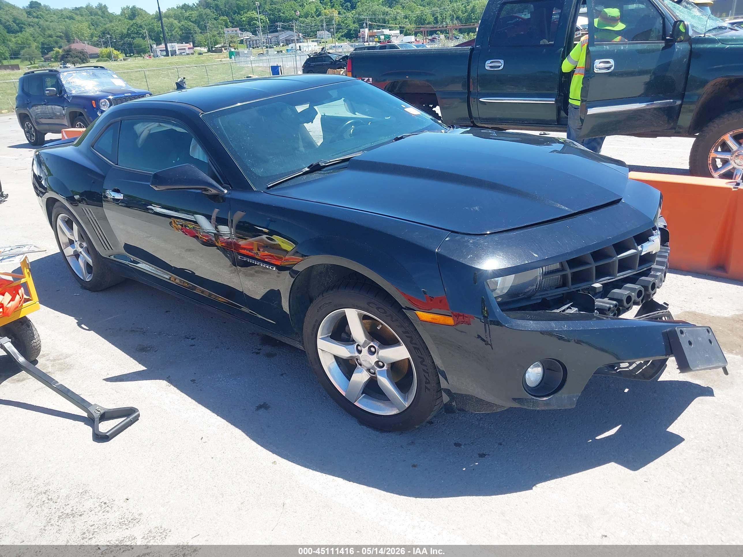 2012 Chevrolet Camaro 1LT, VIN 2G1FB1E35C9102149 — Front end