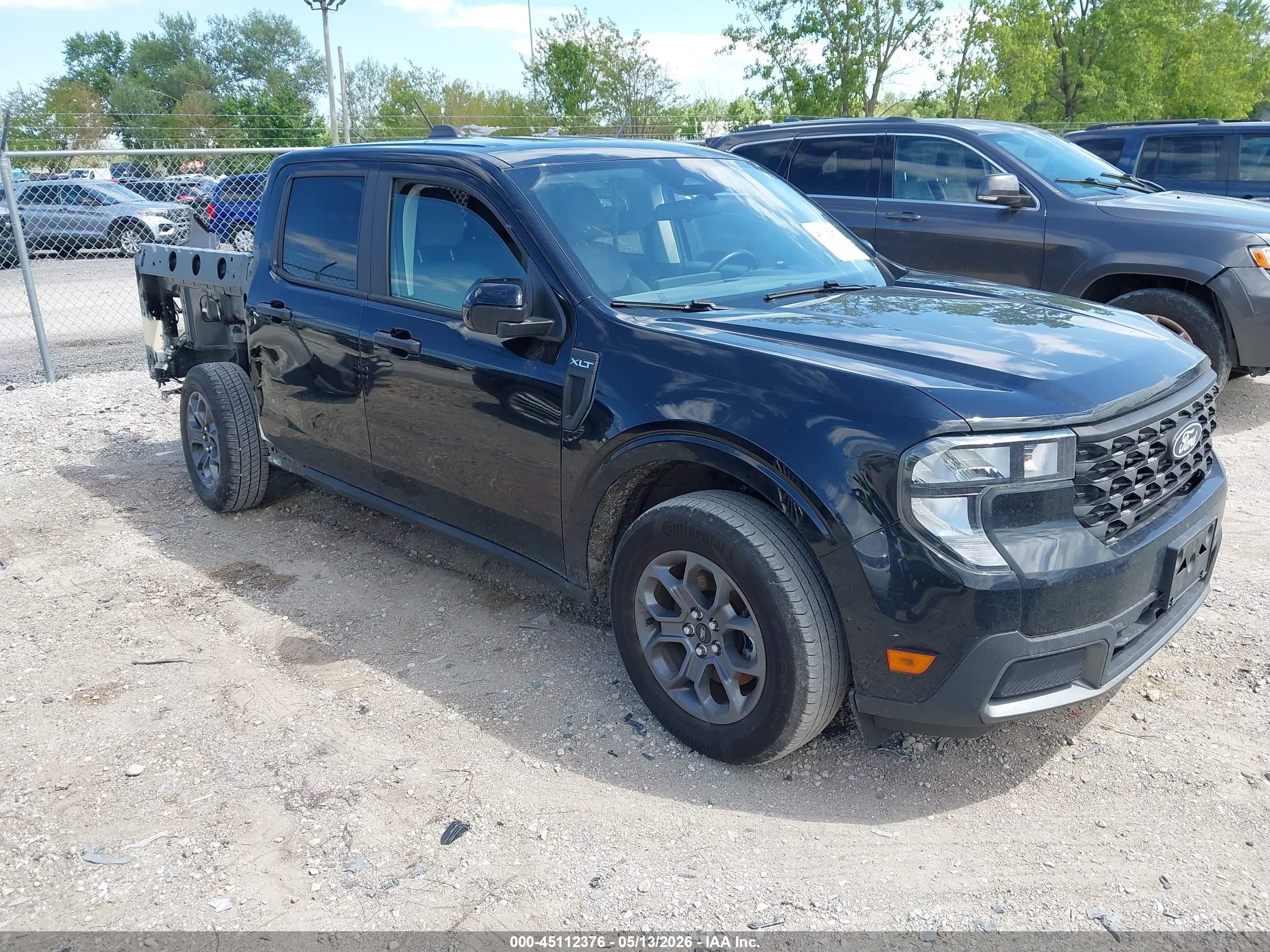 2025 Ford Maverick XLT, VIN 3FTTW8H38SRA82278 — Зад