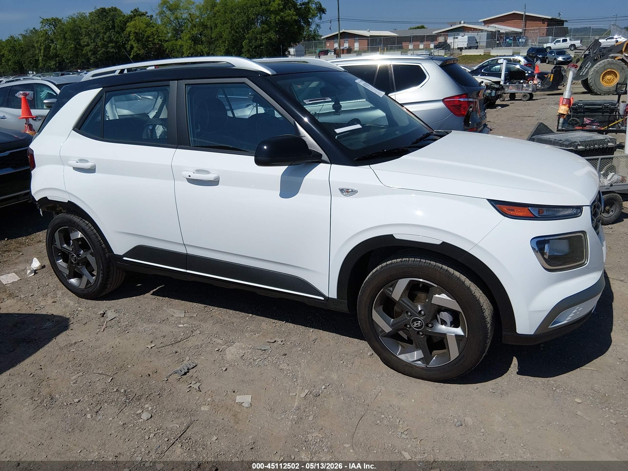 2026 Hyundai Venue SEL, VIN KMHRC8A36TU419324 — Rear end