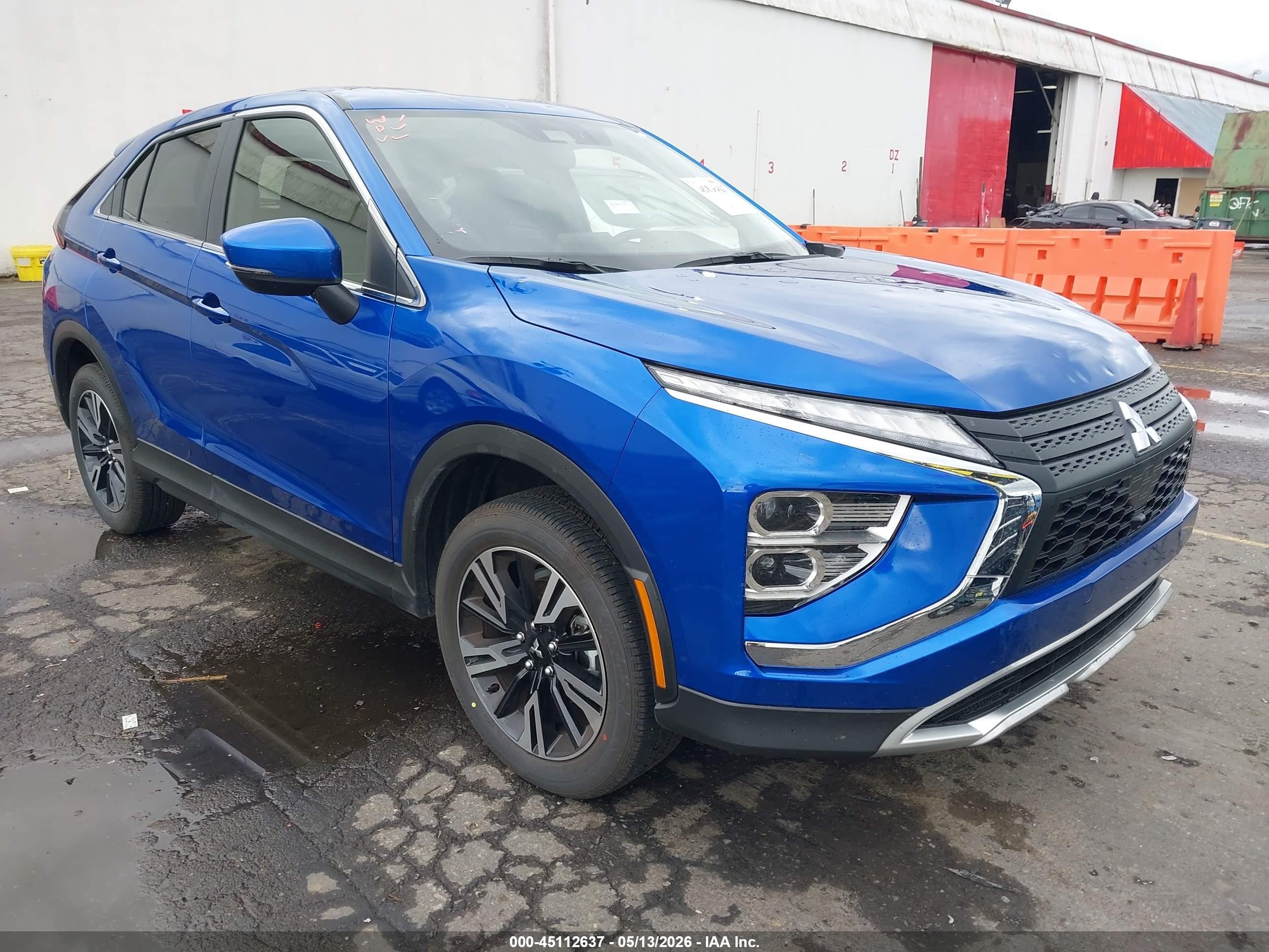 2026 Mitsubishi Eclipse Cross Black Edition, VIN JA4ATWAAXTZ024550 — Крыша