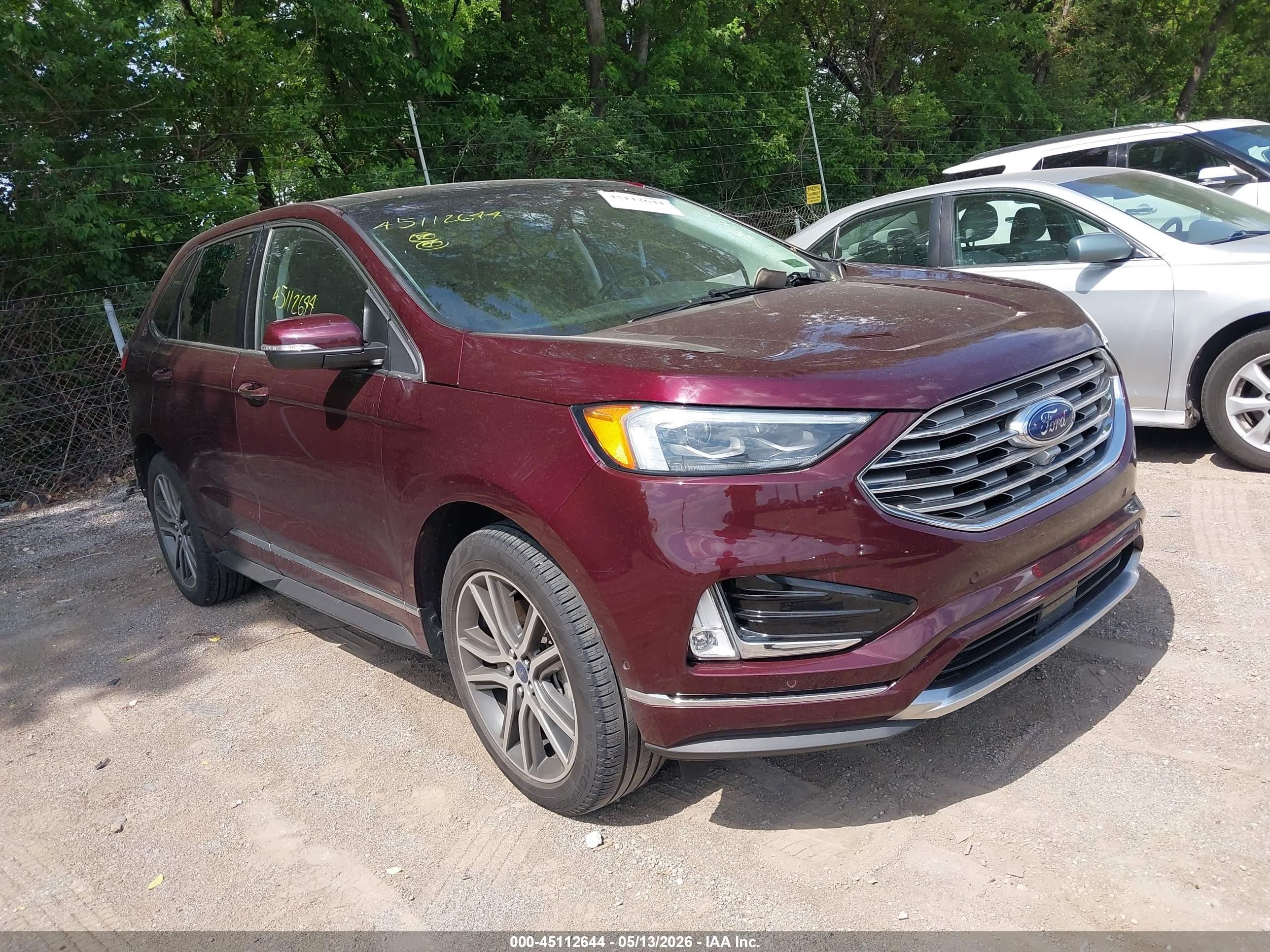 2019 Ford Edge Titanium, VIN 2FMPK4K92KBC70422 — Rear end