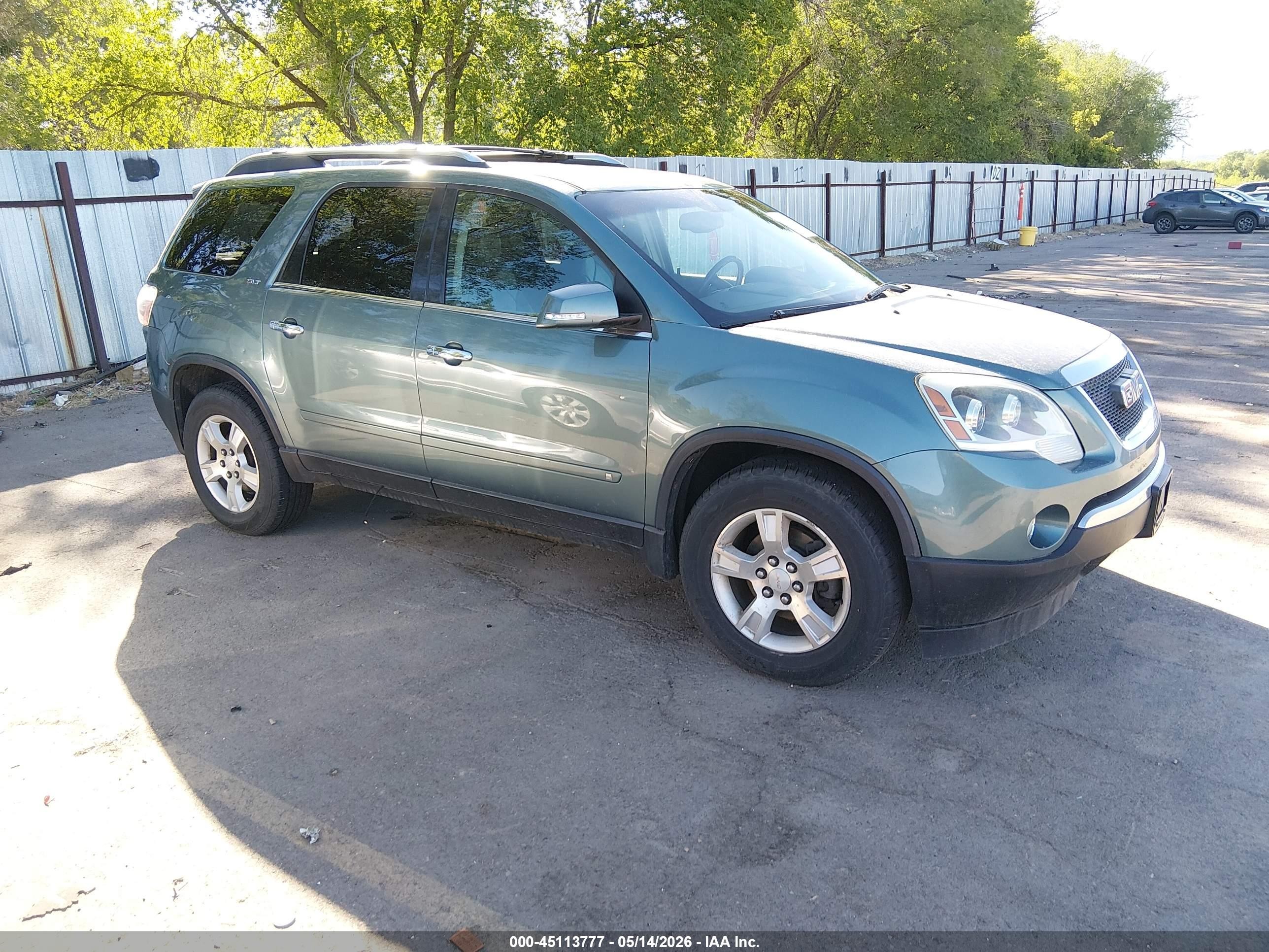 2009 GMC Acadia SLT2, VIN 1GKEV33D99J102478 — Бок