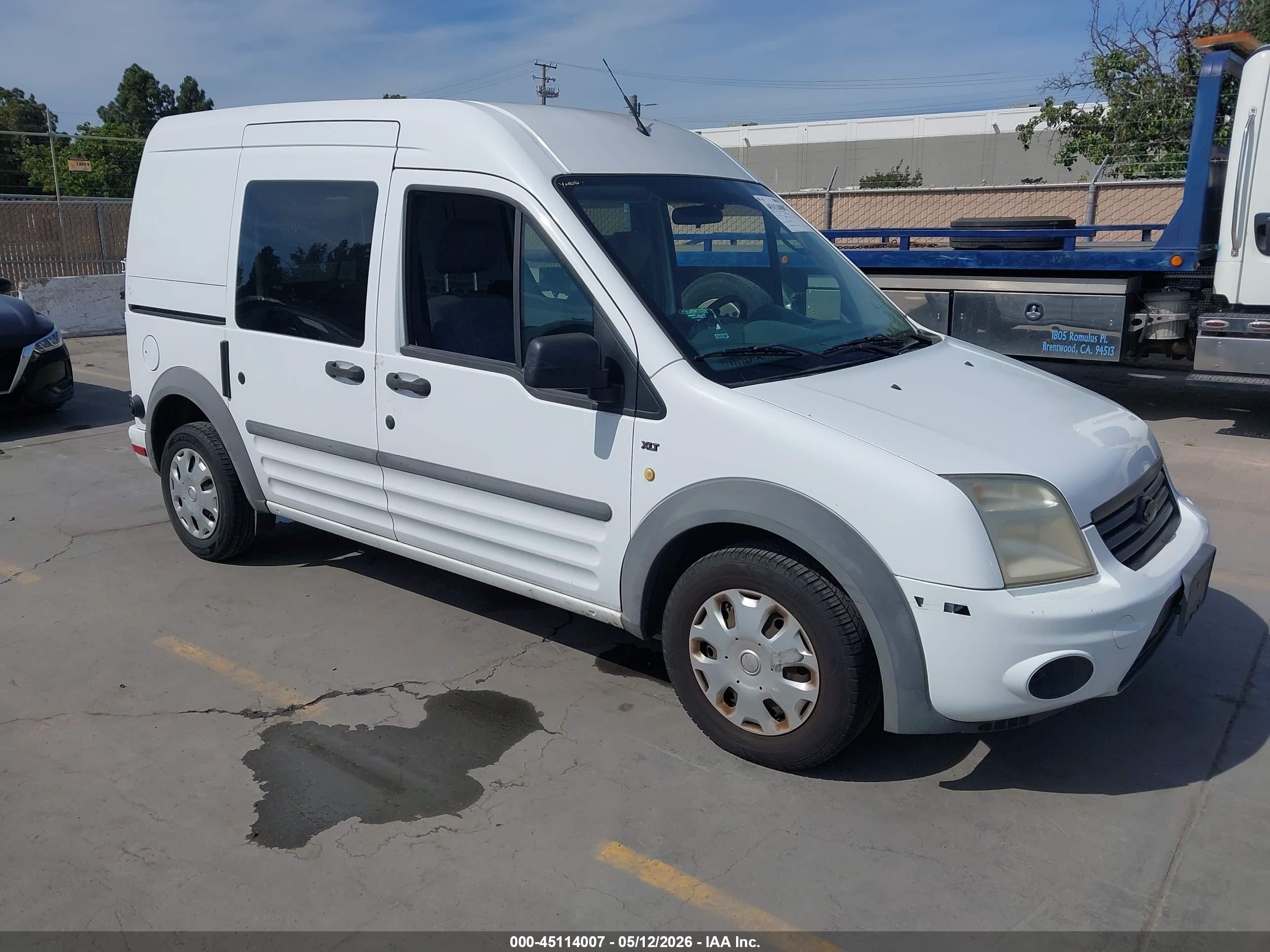 2011 Ford Transit Connect XLT, VIN NM0LS6BN8BT064451 — Normal wear