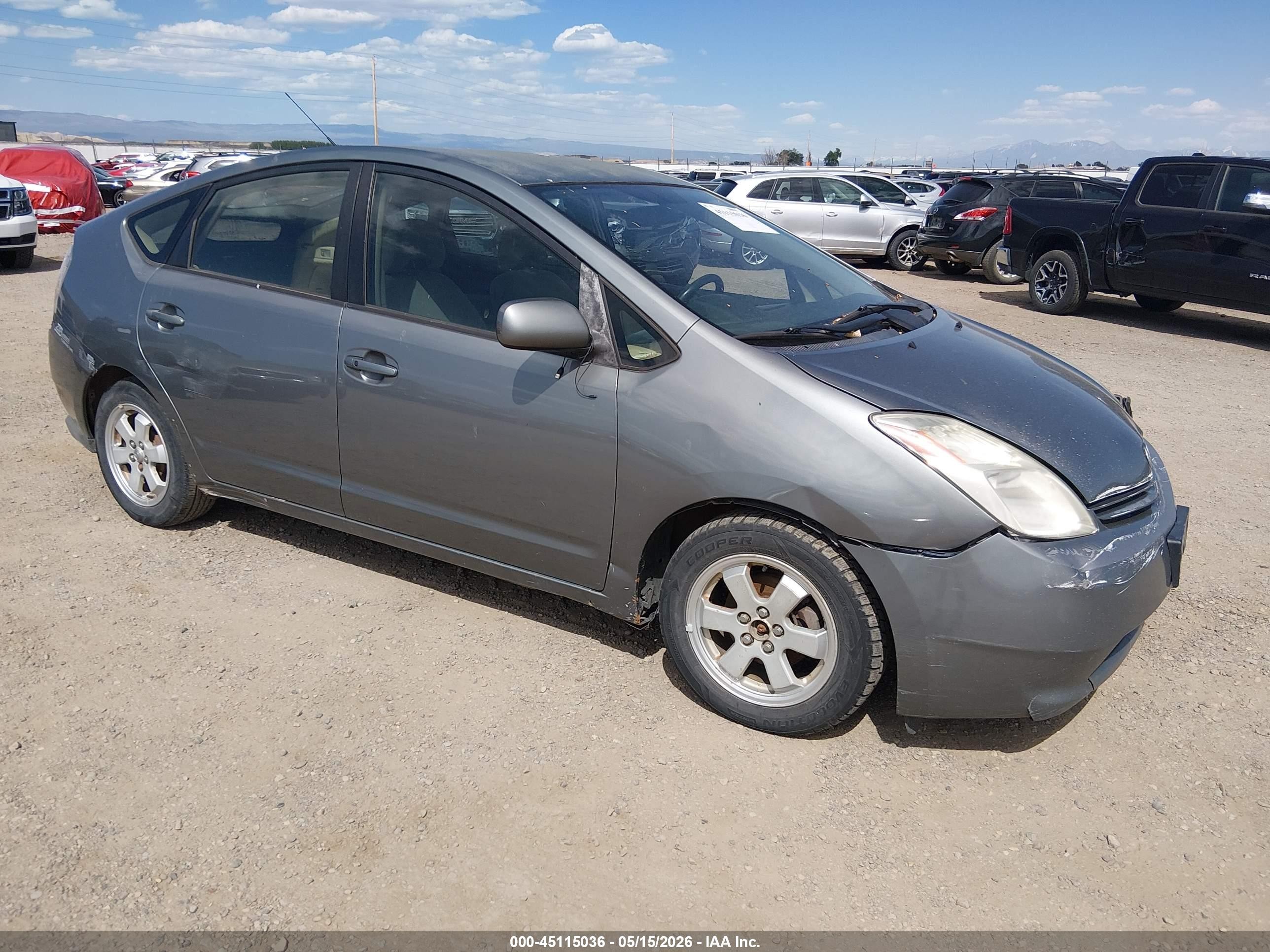 2005 Toyota Prius, VIN JTDKB20U553056880 — Normal wear