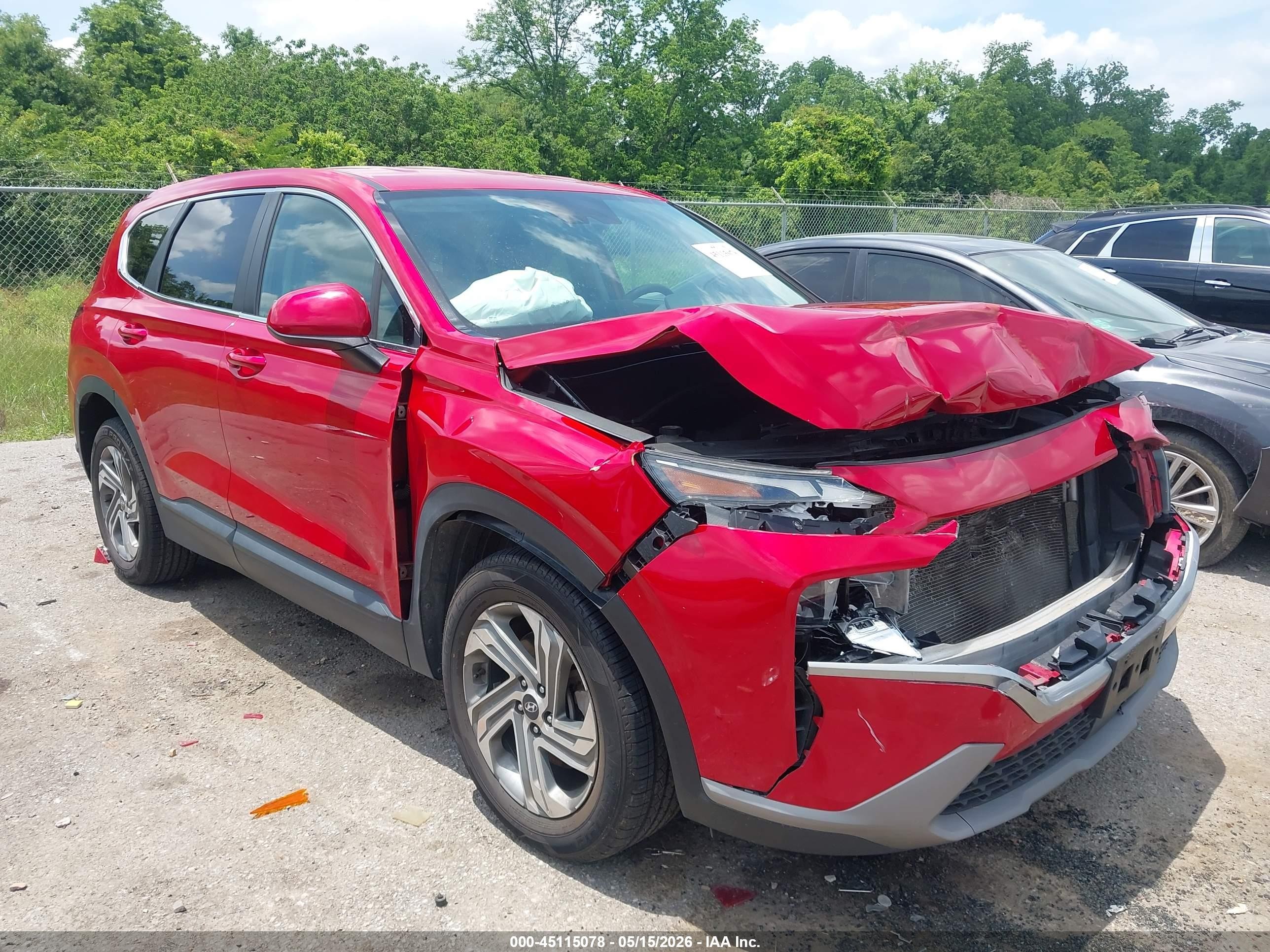 2021 Hyundai Santa Fe SE, VIN 5NMS14AJ5MH323339 — Перед