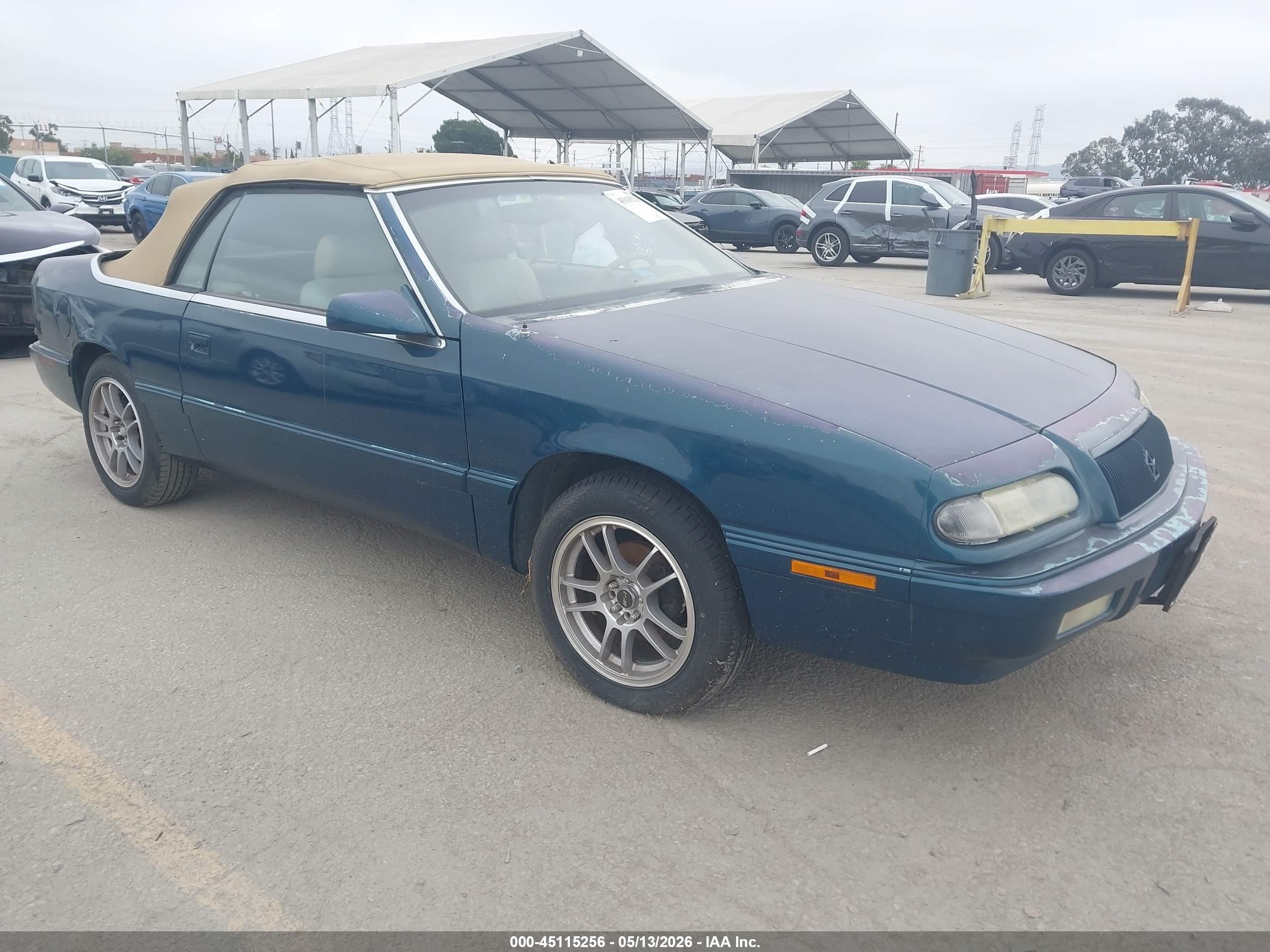 1995 Chrysler LeBaron GTC, VIN 1C3EU4531SF519857 — Normal wear